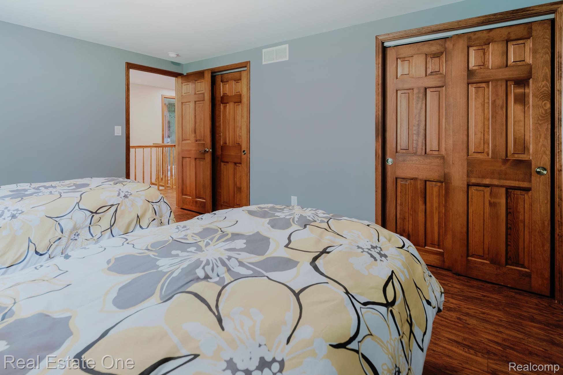 454 Lesdale Drive