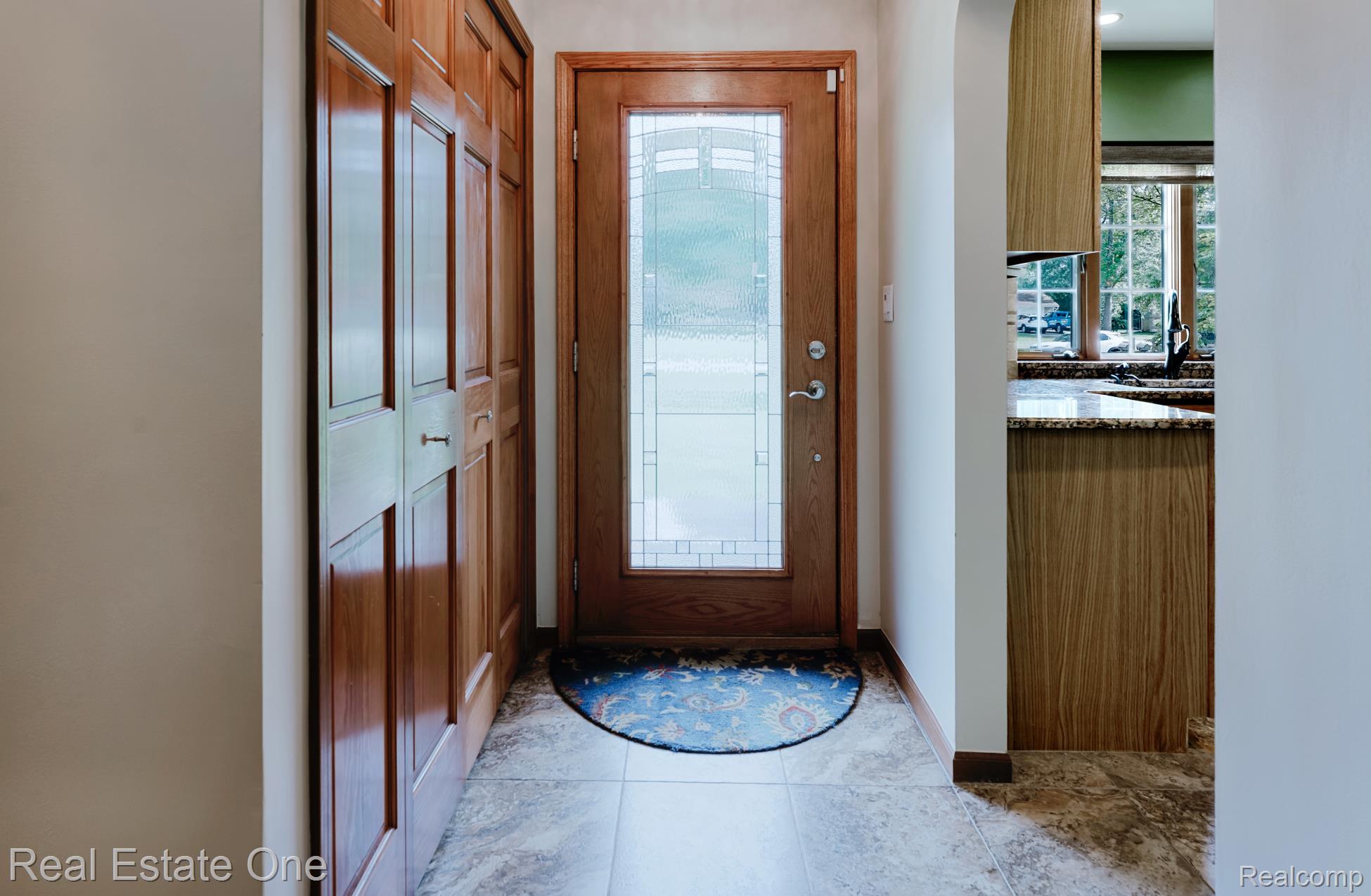 454 Lesdale Drive