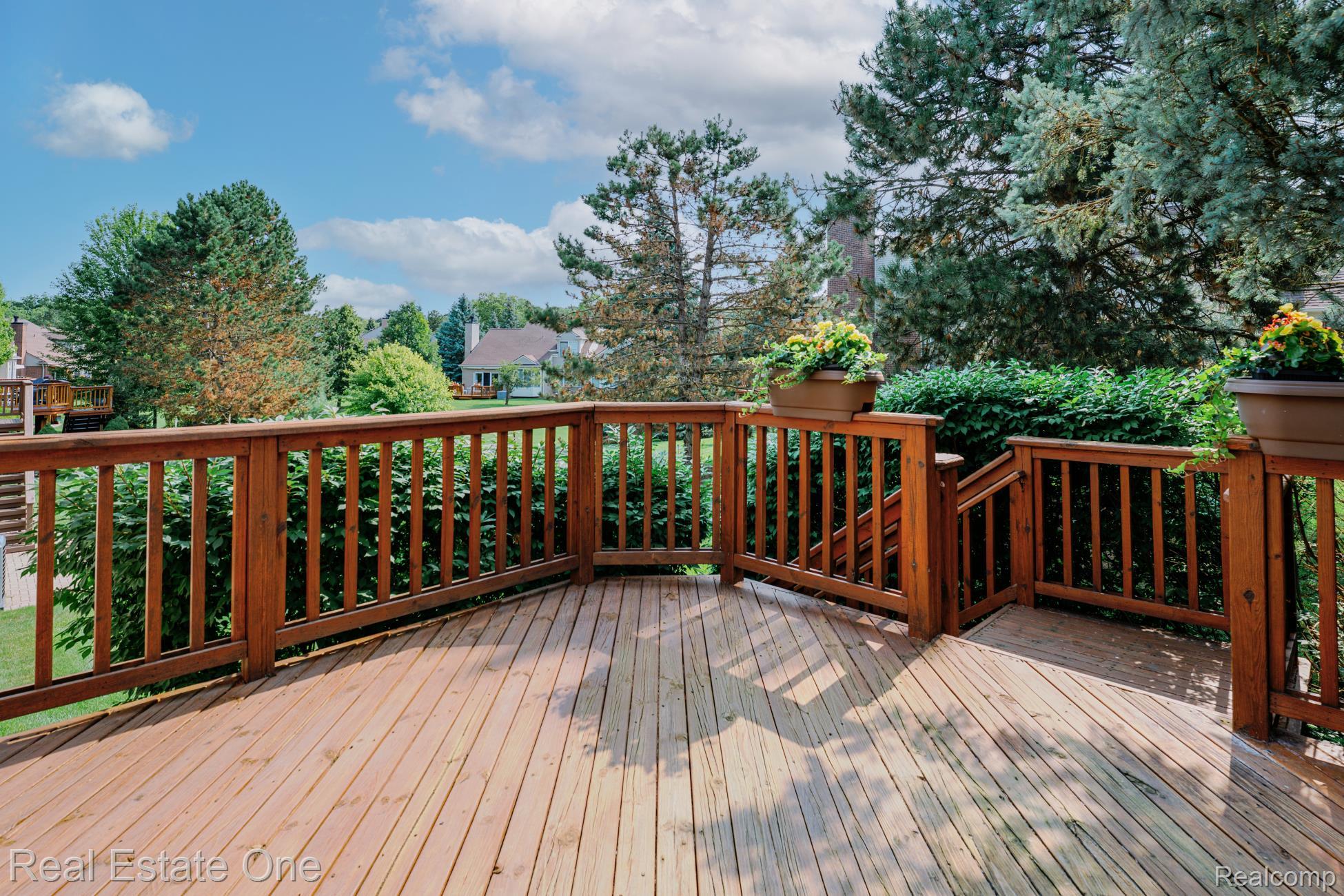 1602 Boulder Court