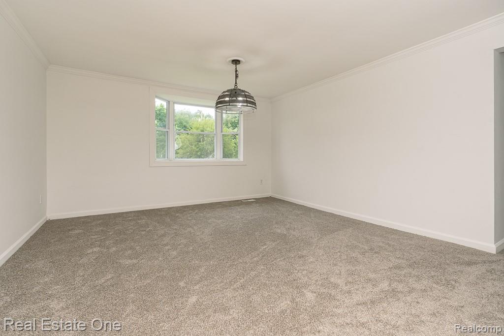 8249 Beers Road