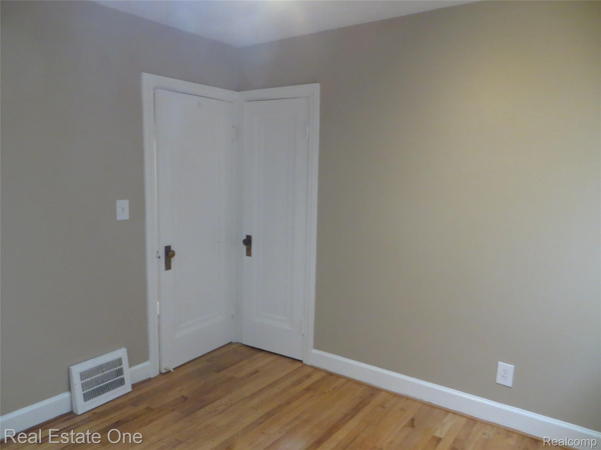 2469 Auburn Road