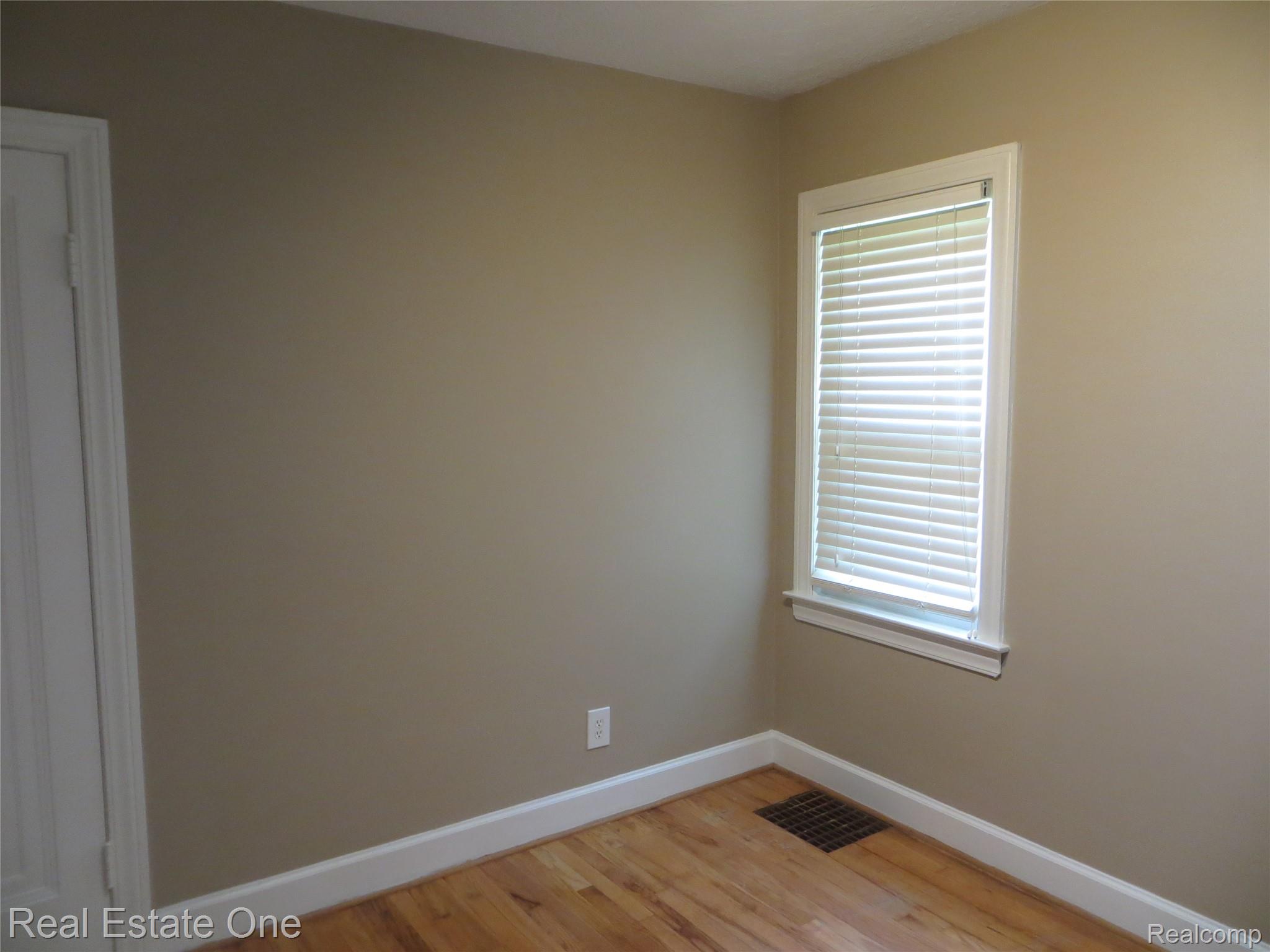 2469 Auburn Road
