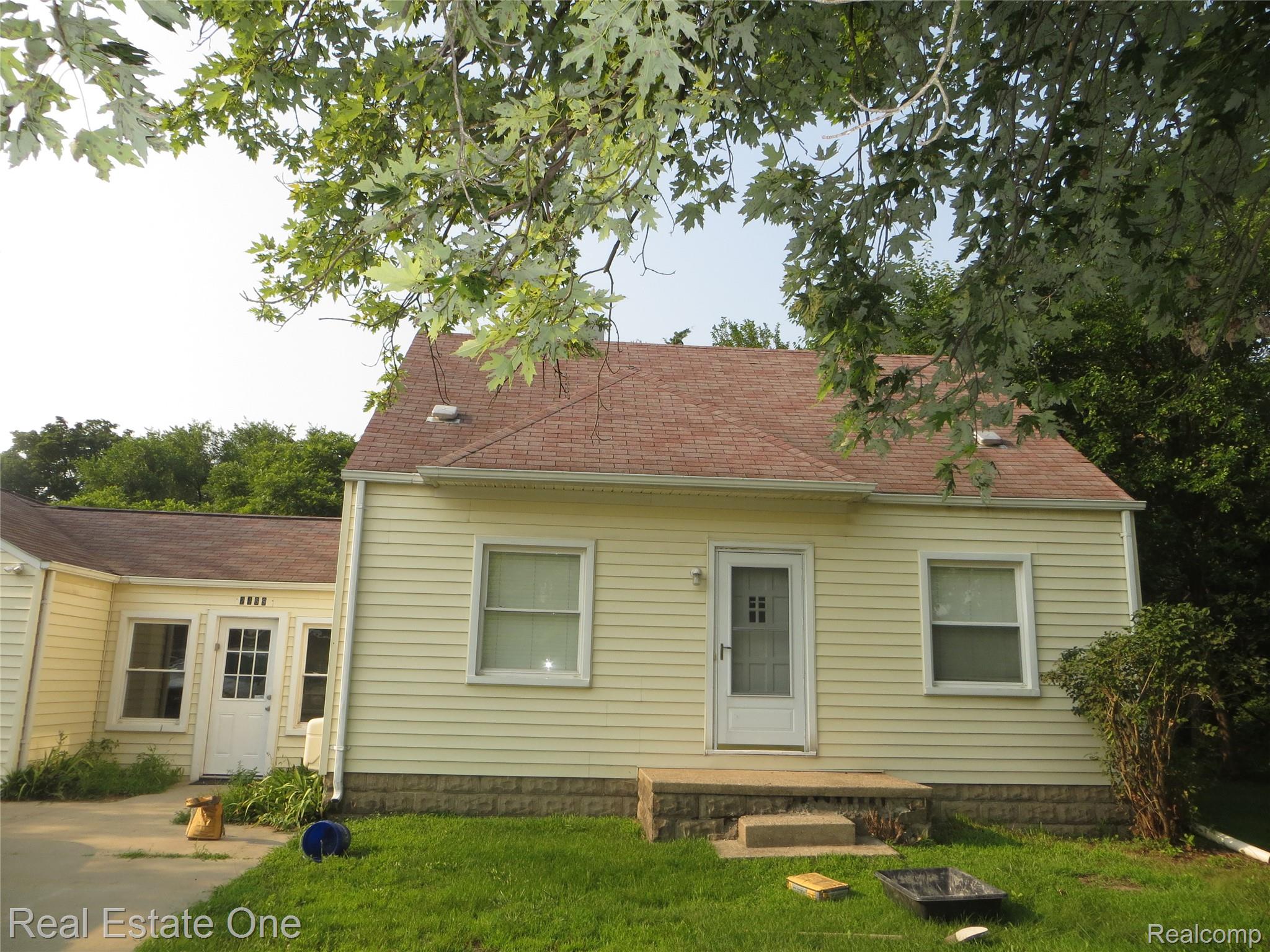 2469 Auburn Road