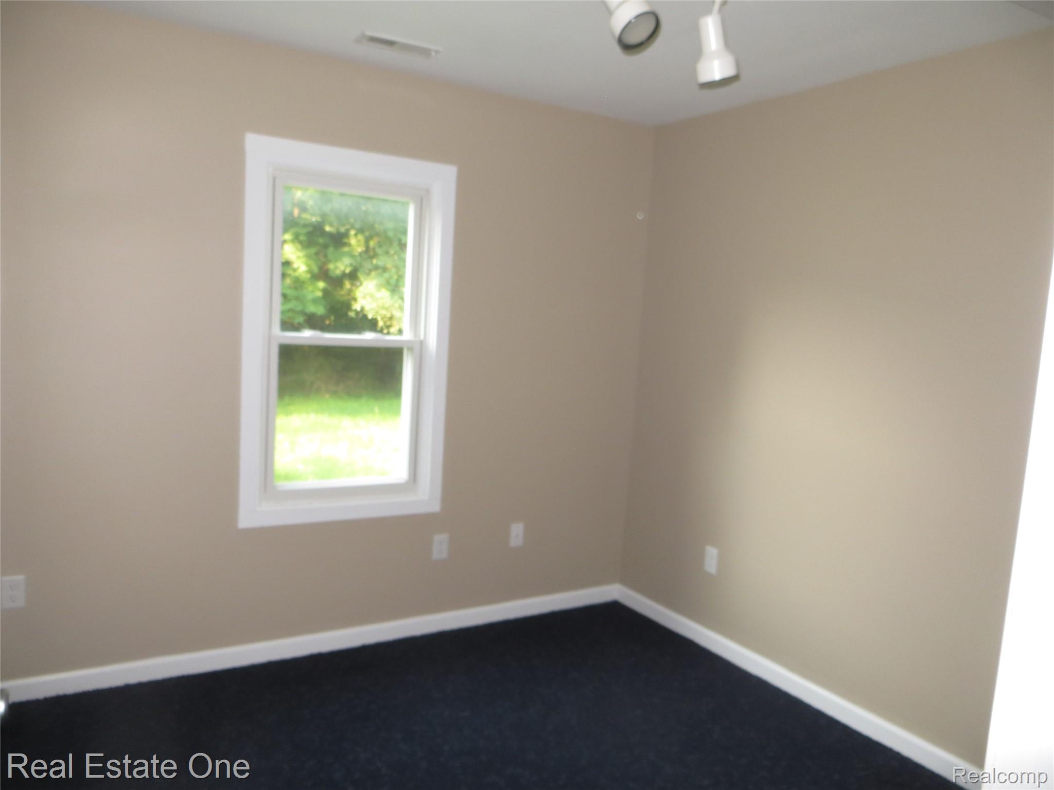 2469 Auburn Road