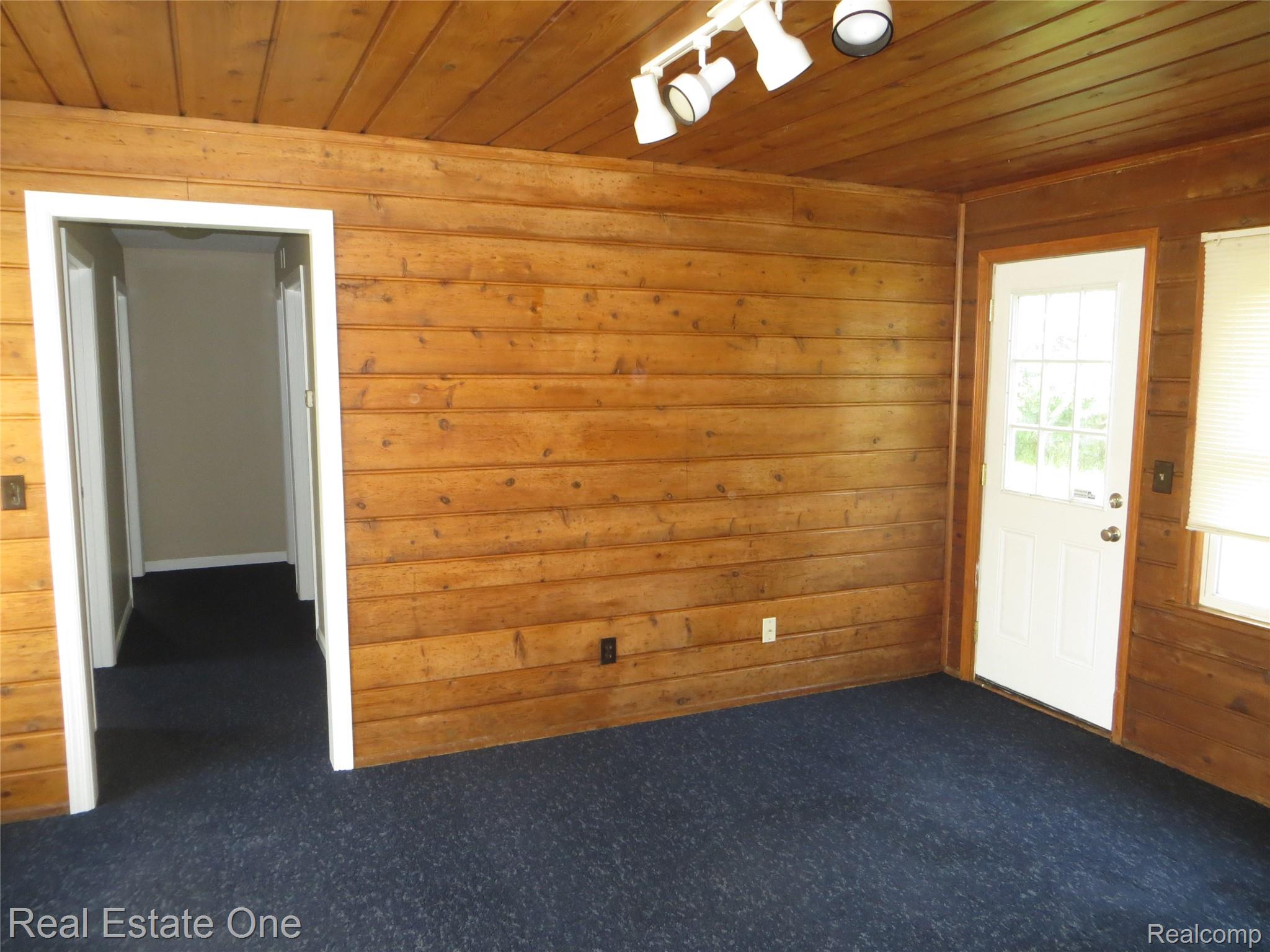 2469 Auburn Road