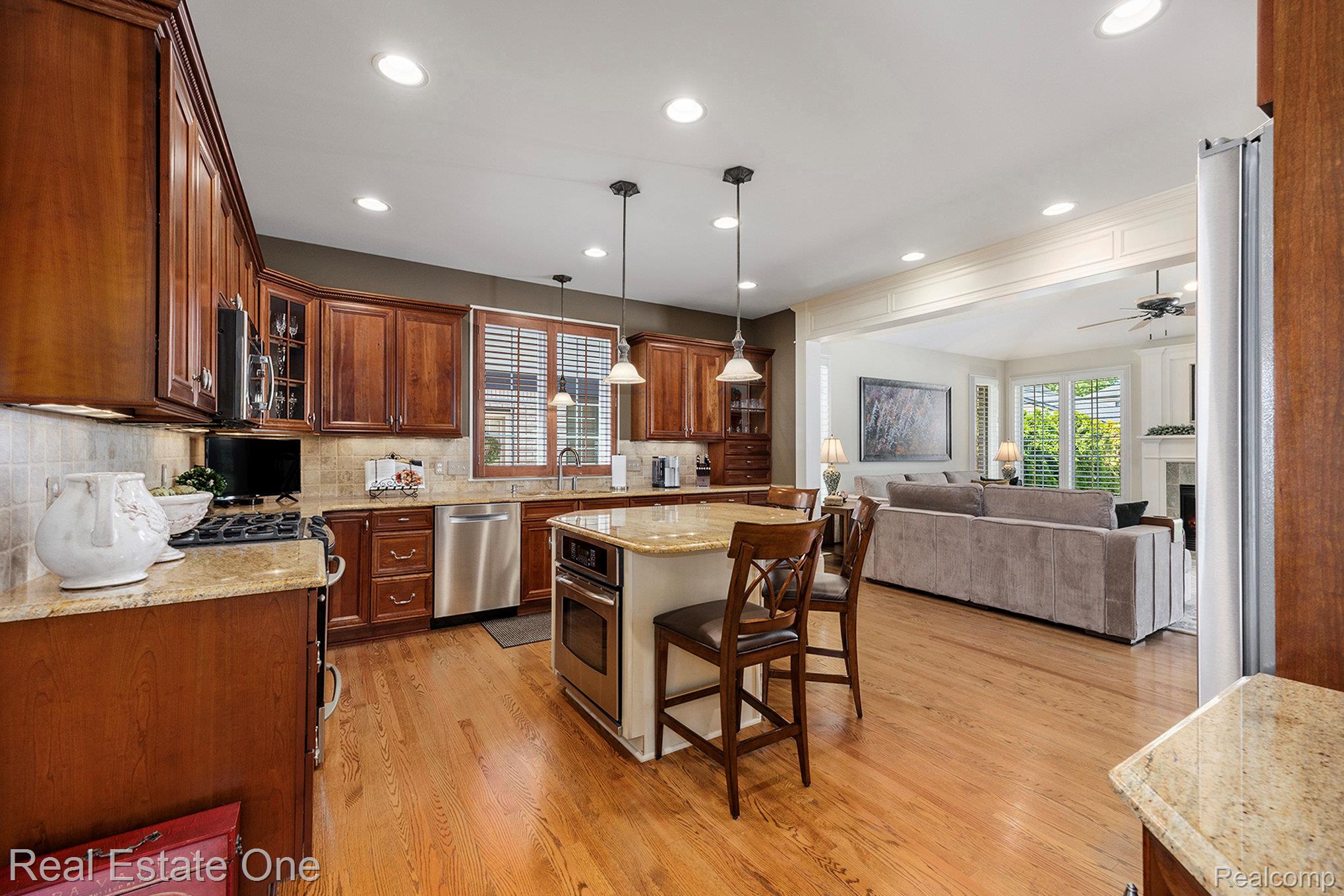 312 Woodward Avenue