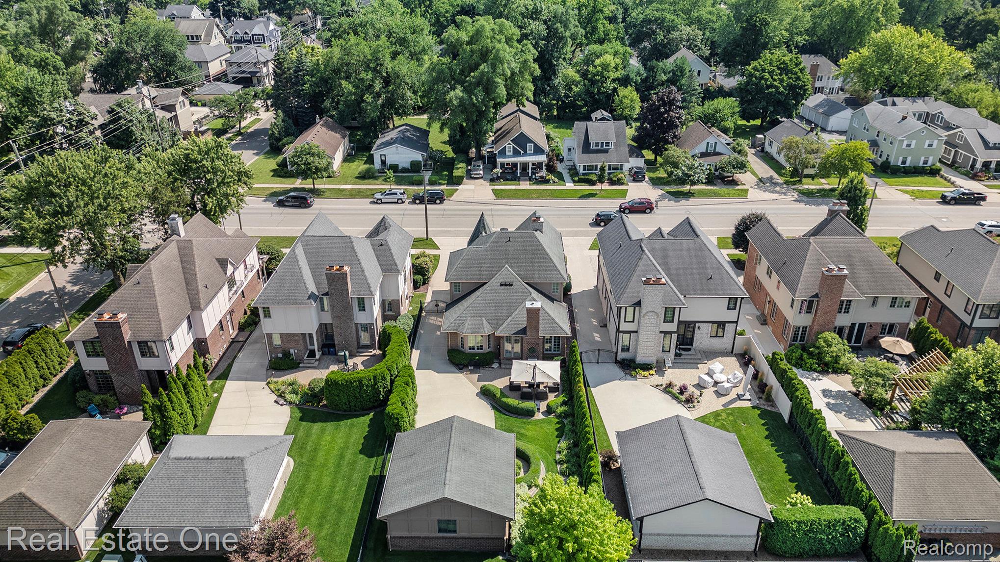 312 Woodward Avenue