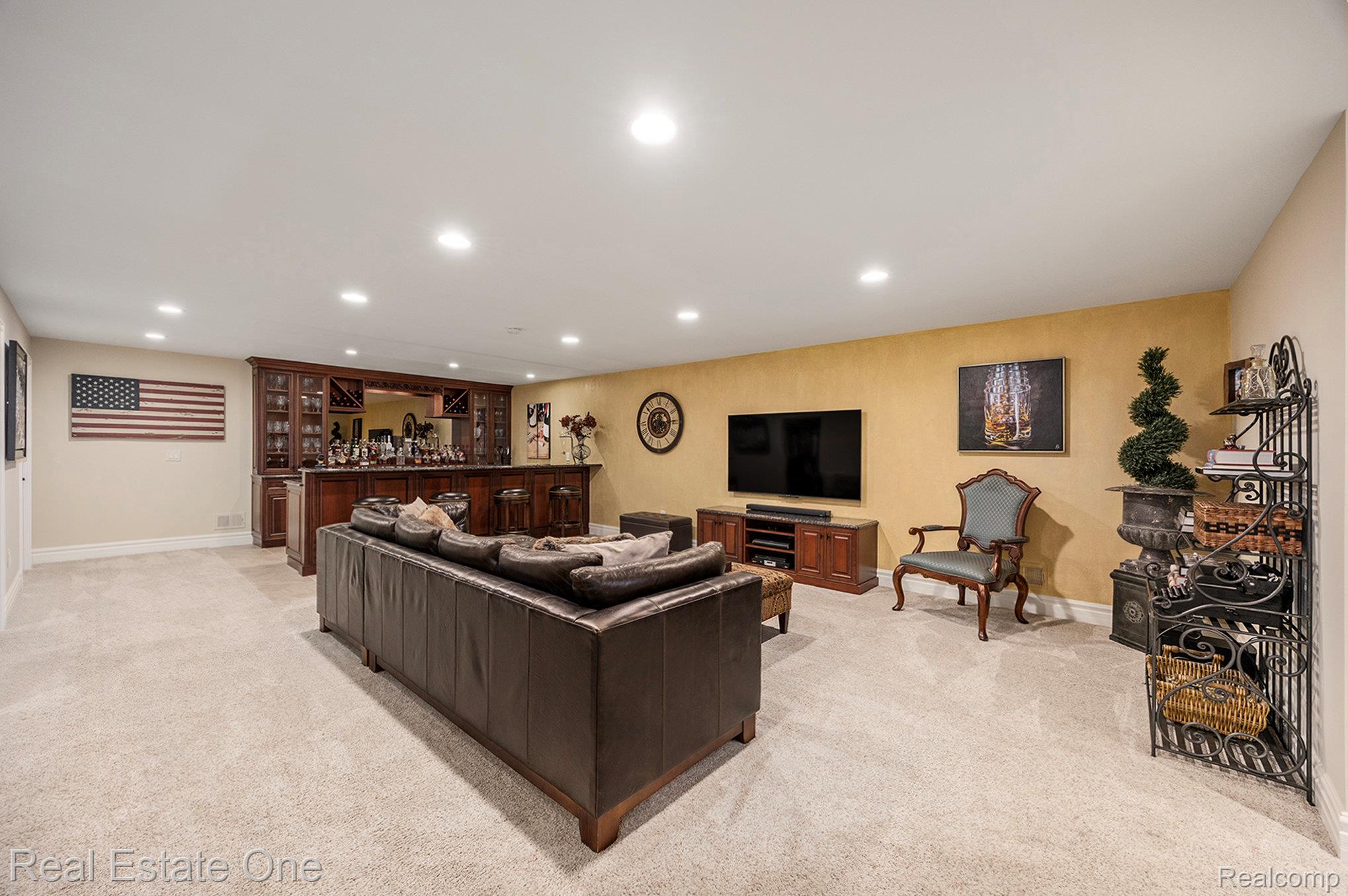312 Woodward Avenue
