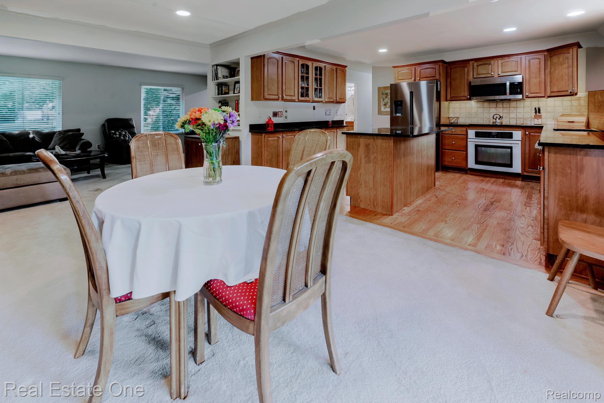5552 Larkins Drive