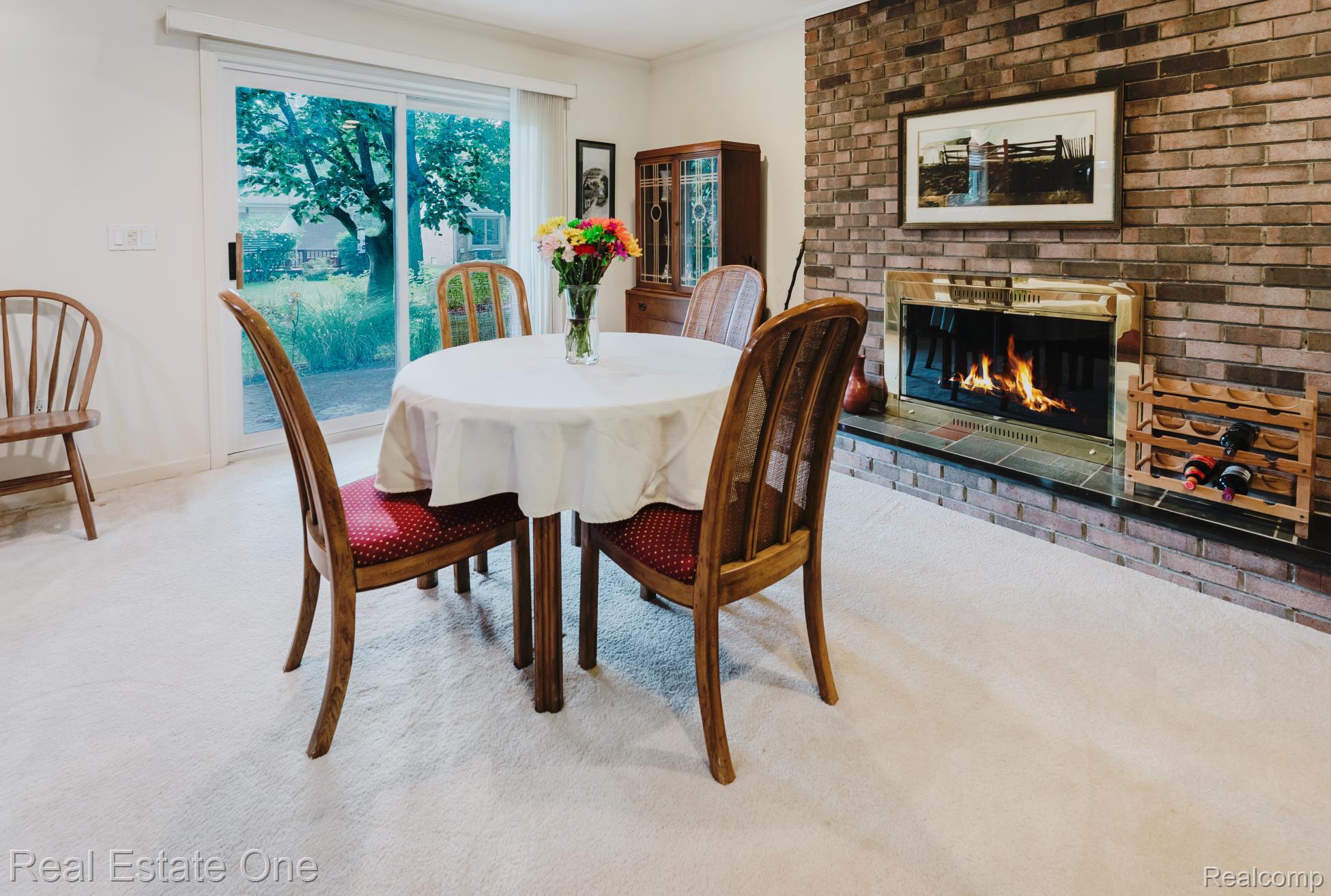 5552 Larkins Drive