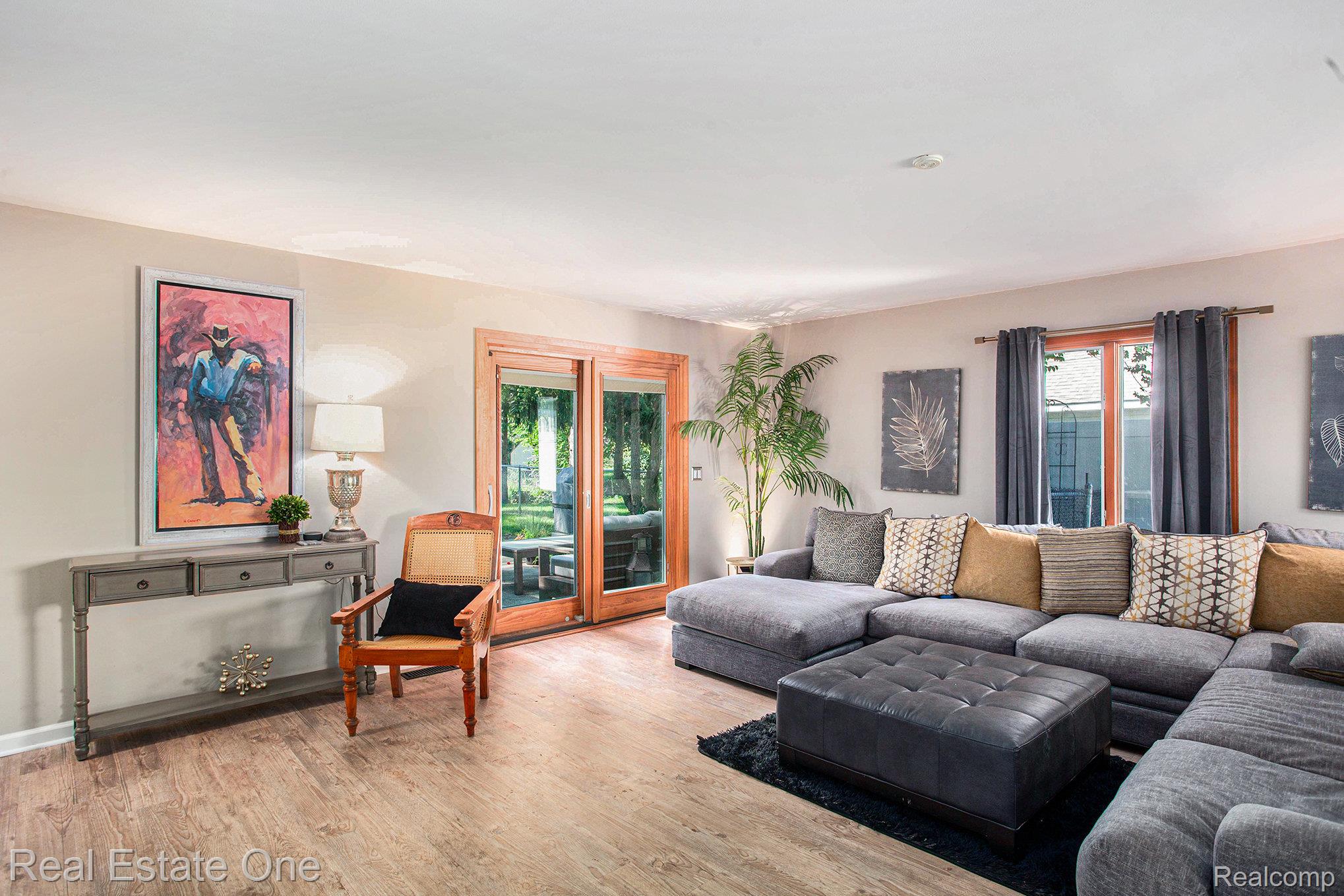 608 Parkdale