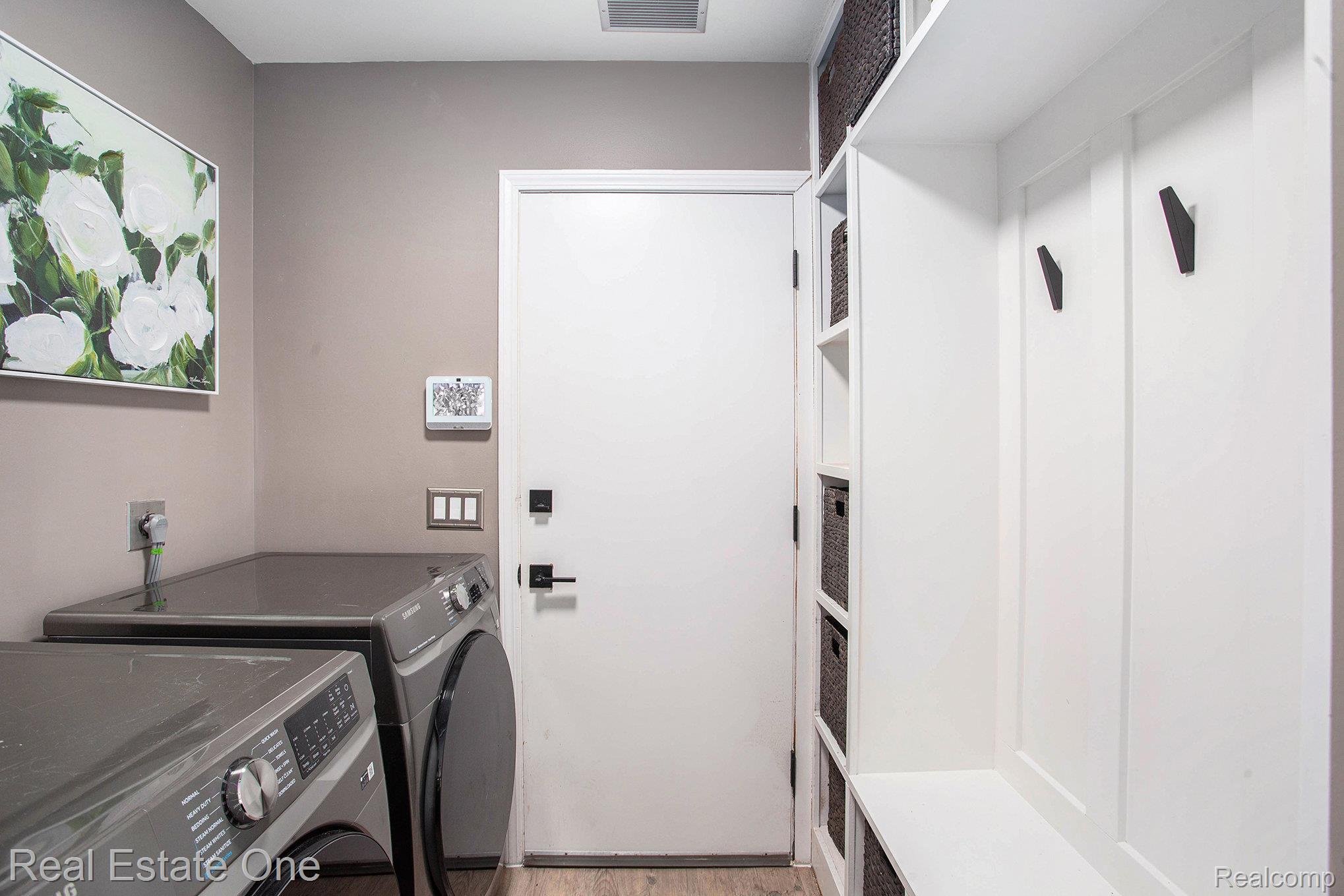 608 Parkdale