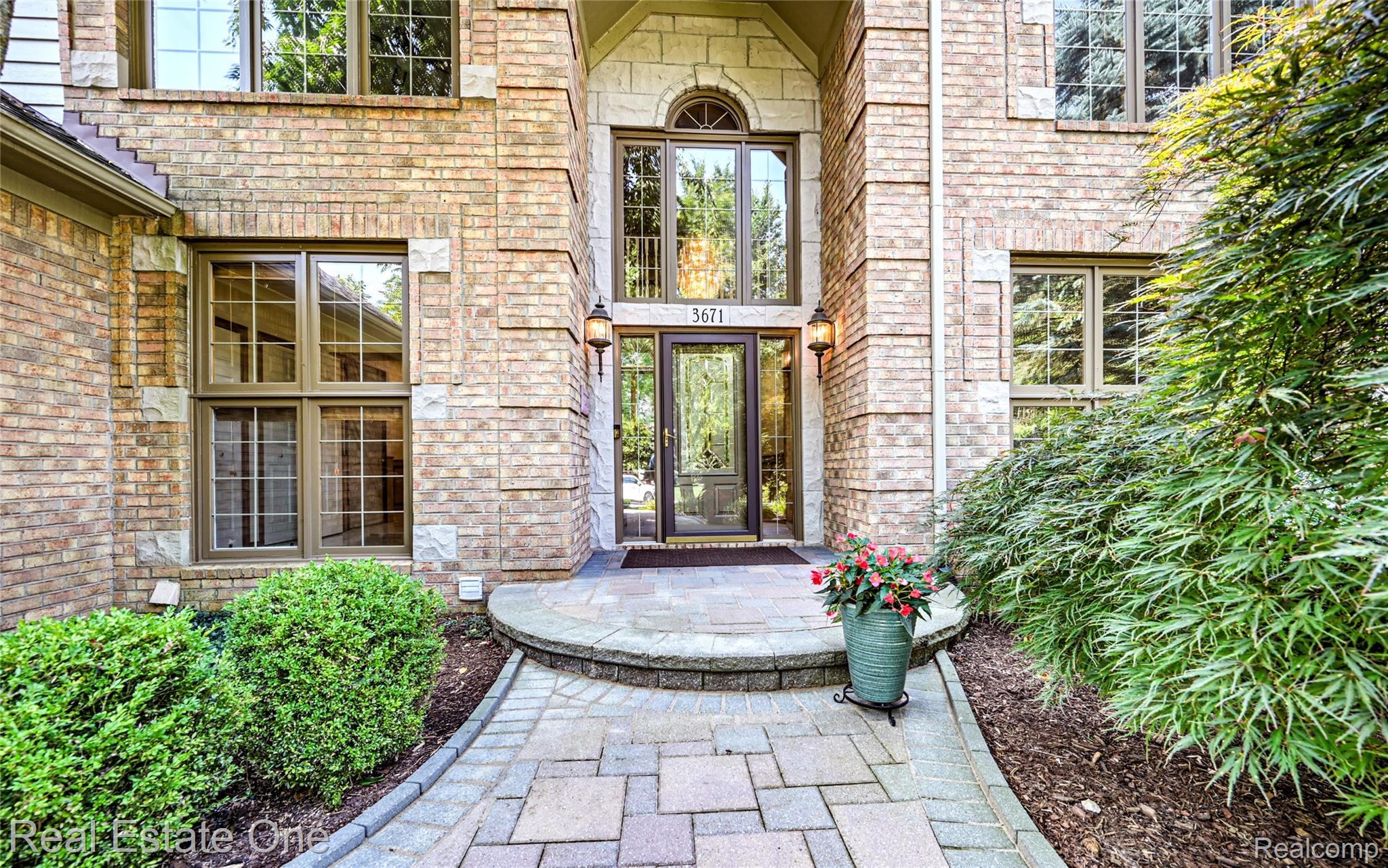 3671 Cedar Shake Drive