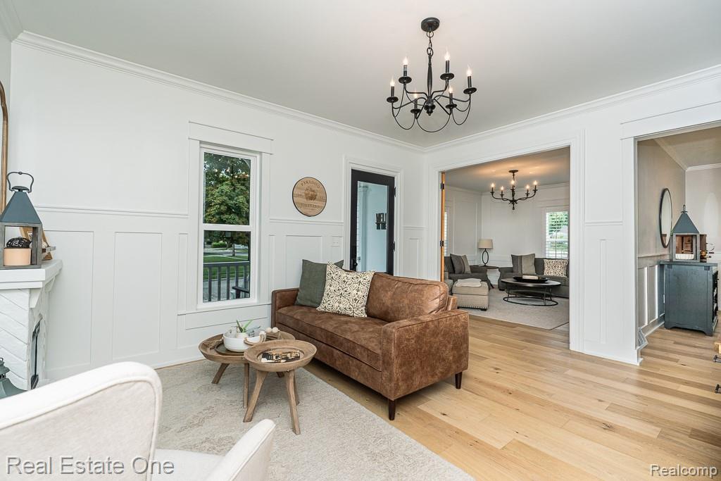 162 W Lafayette Street