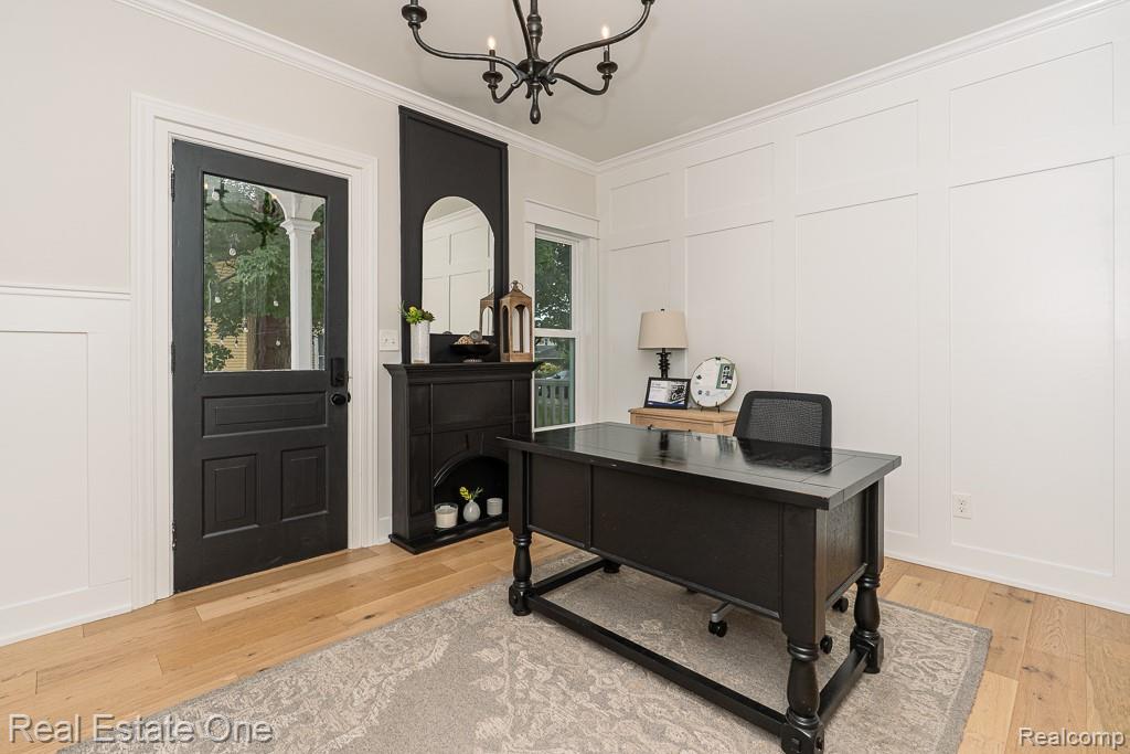 162 W Lafayette Street