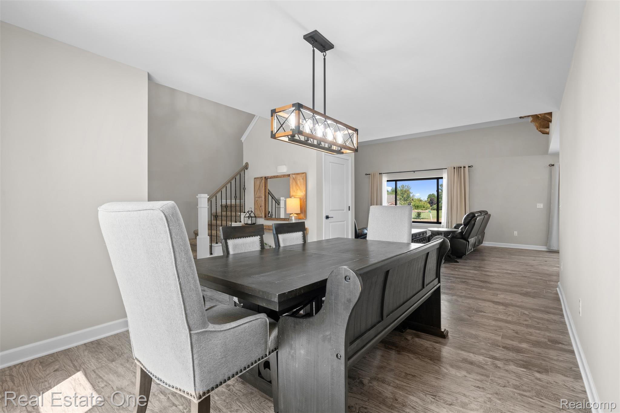 78758 Angling Road