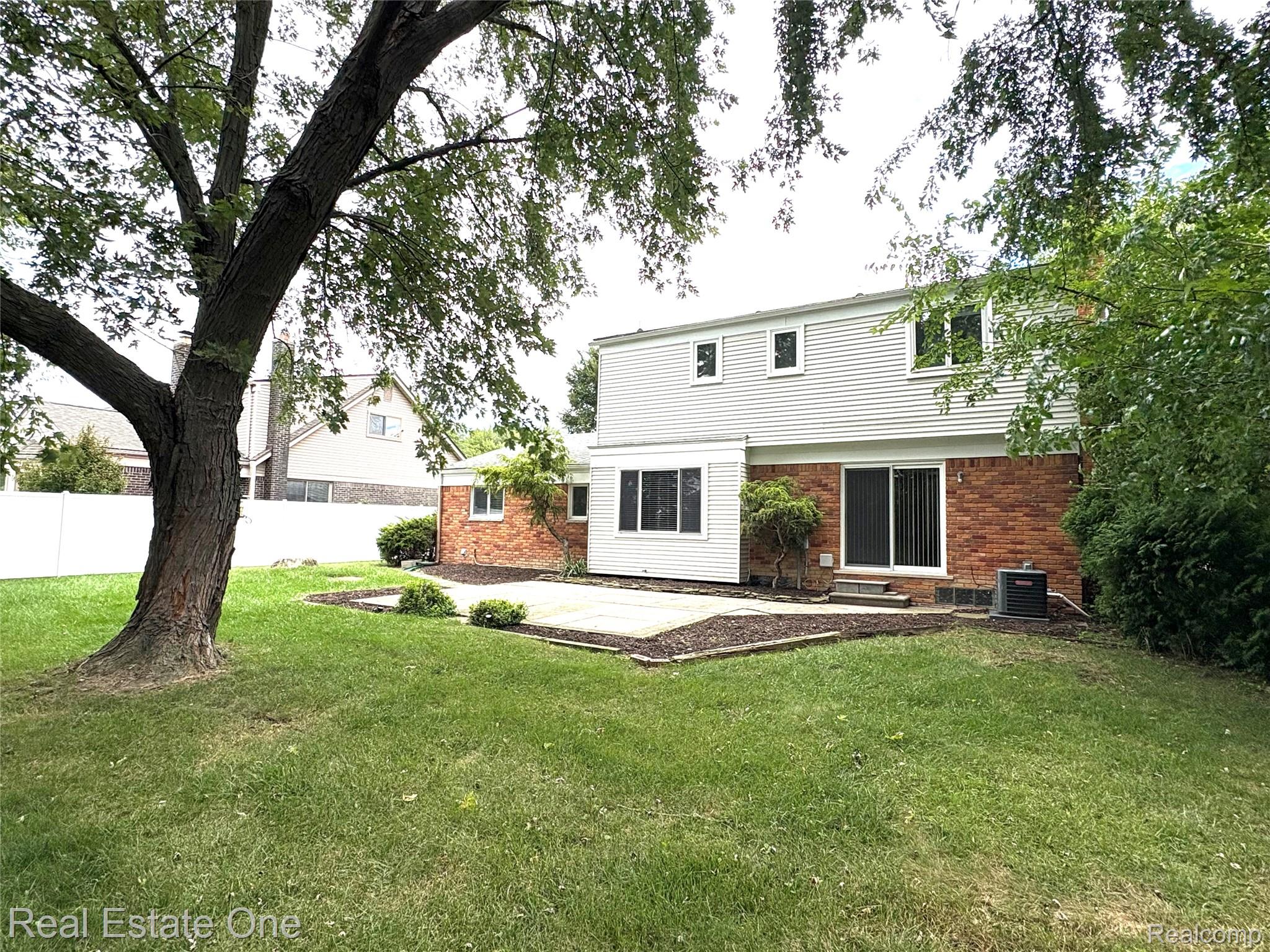 2584 Coral Drive
