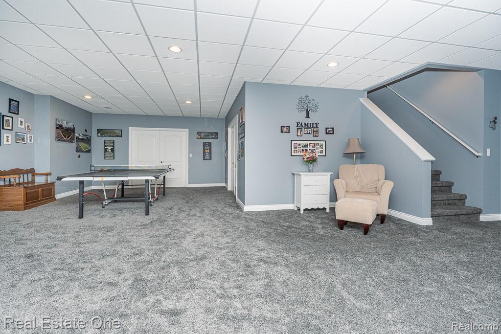 100 Oaklane Drive