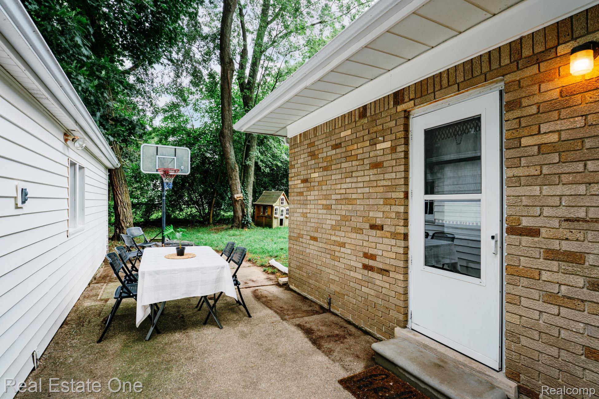52471 Ihla Street