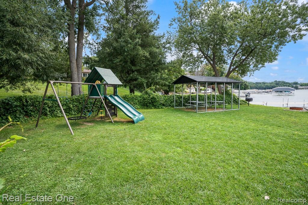 4196 Grayton Drive