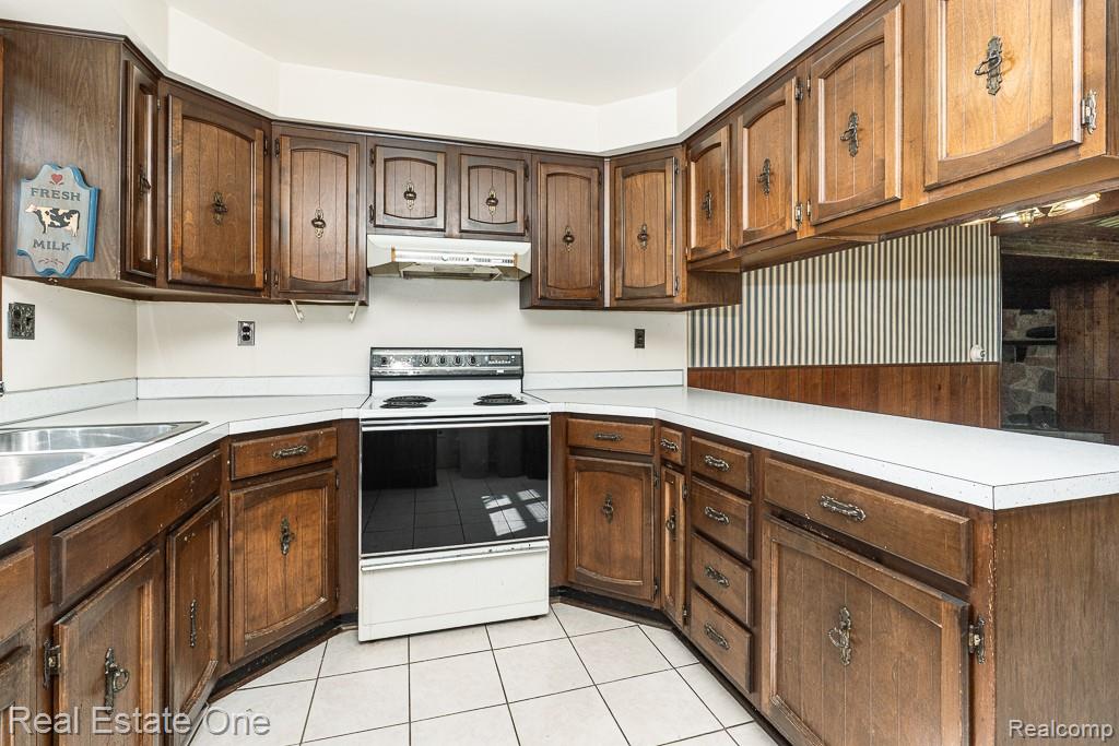 1480 E Hamlin Road