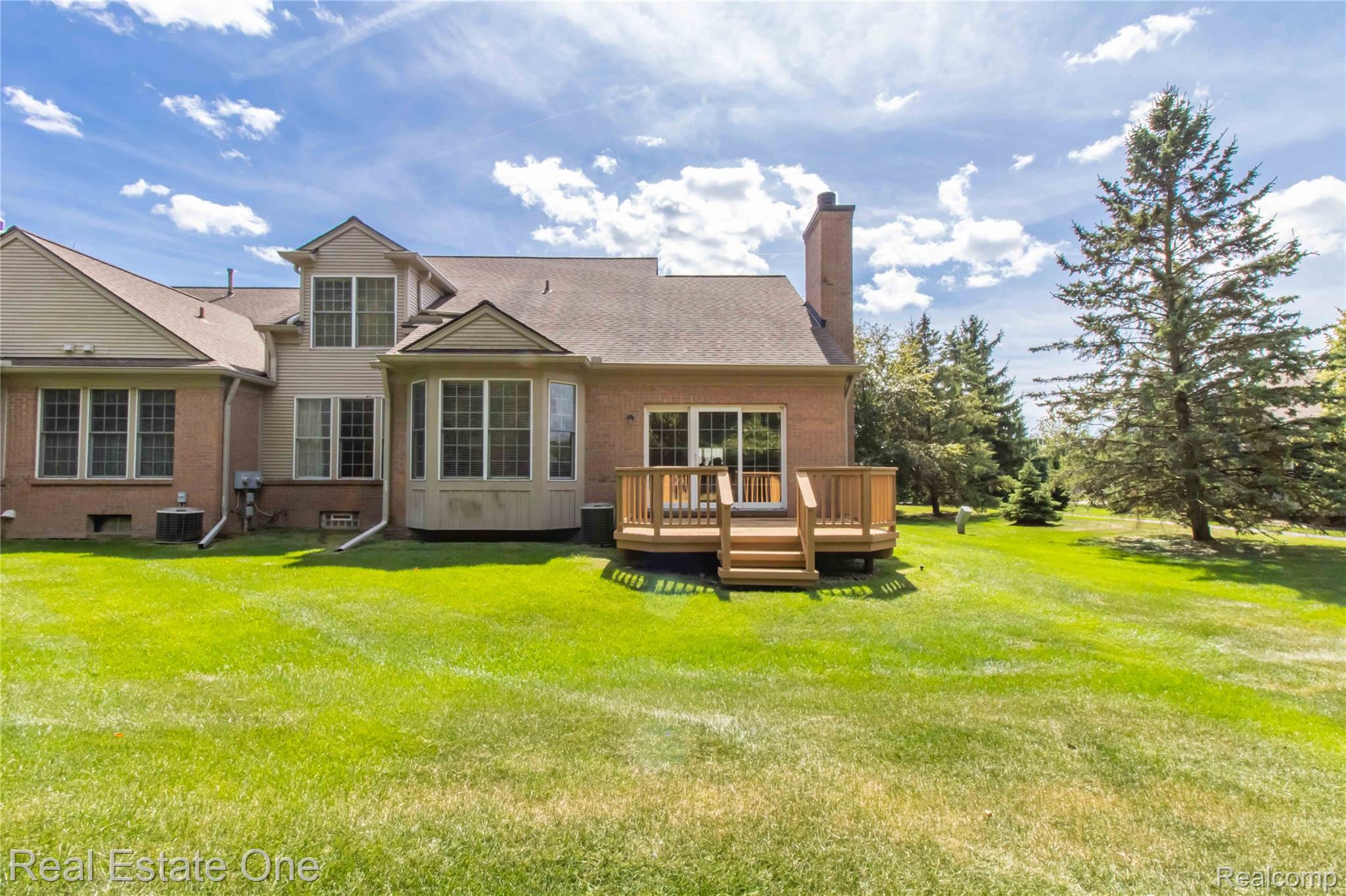 1983 Dunham Drive