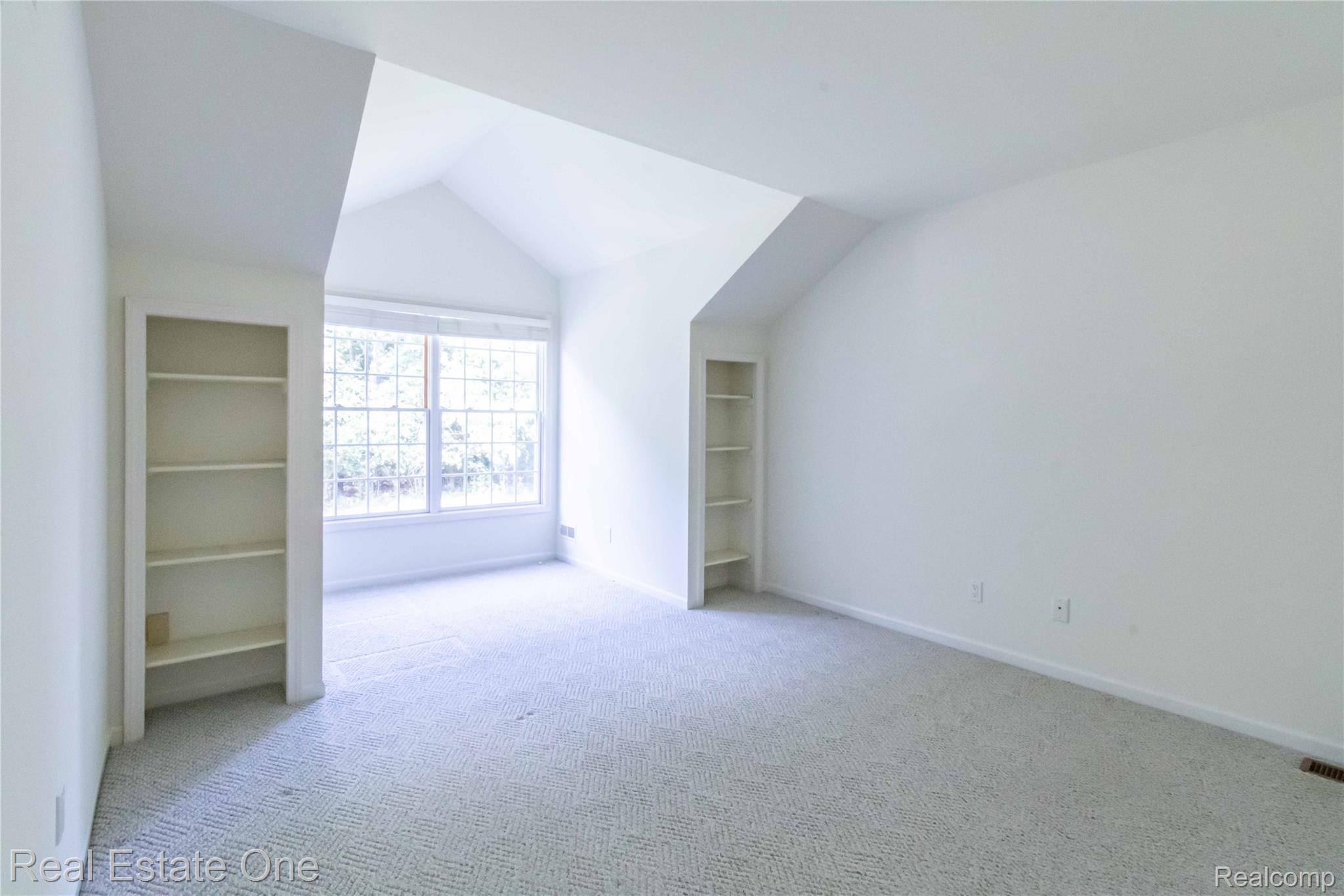 1983 Dunham Drive