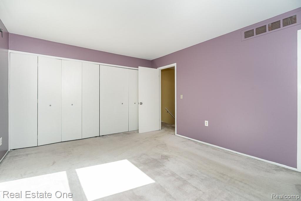 1312 Brook Lane