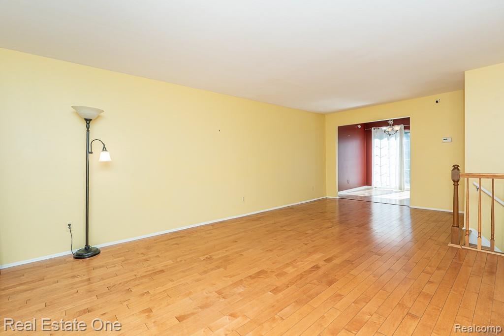 1312 Brook Lane