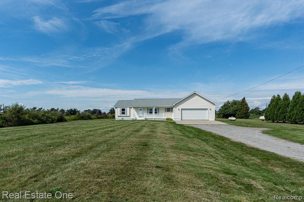 10185 N Genesee Road