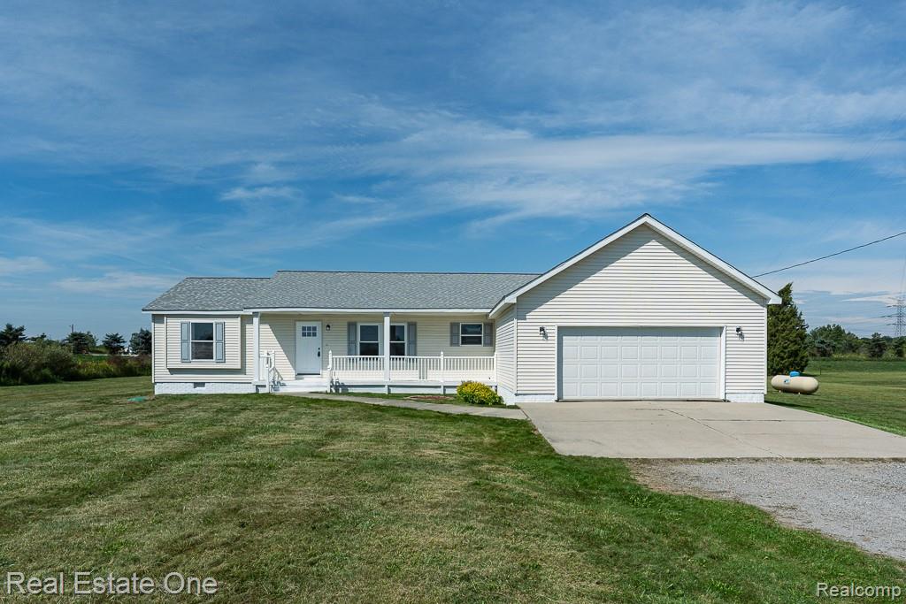 10185 N Genesee Road