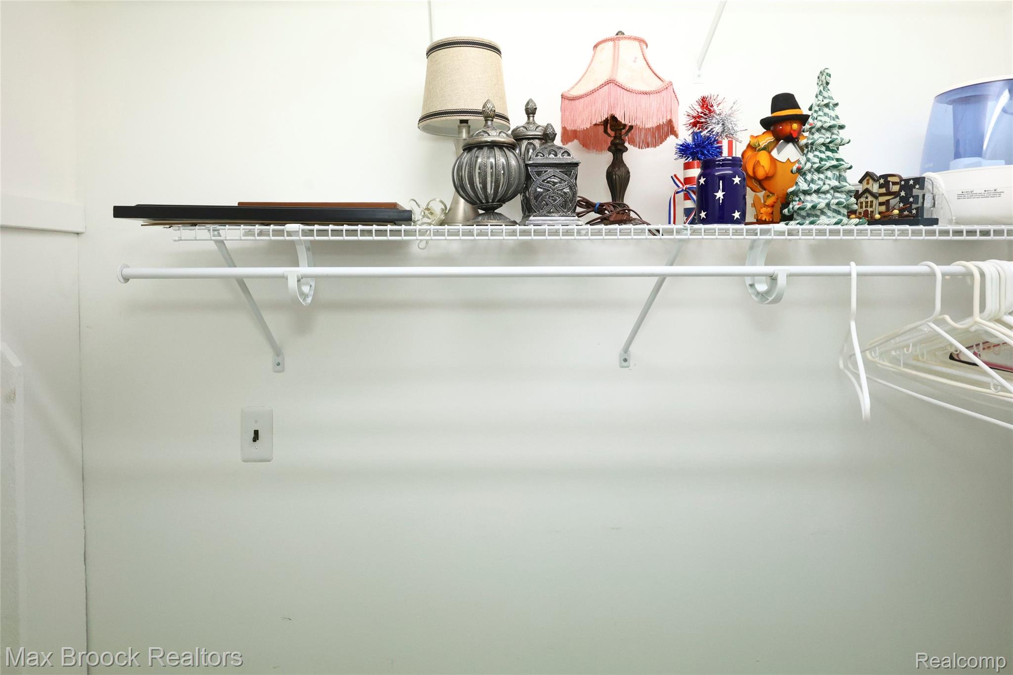 444 Chester Street S Unit: 413