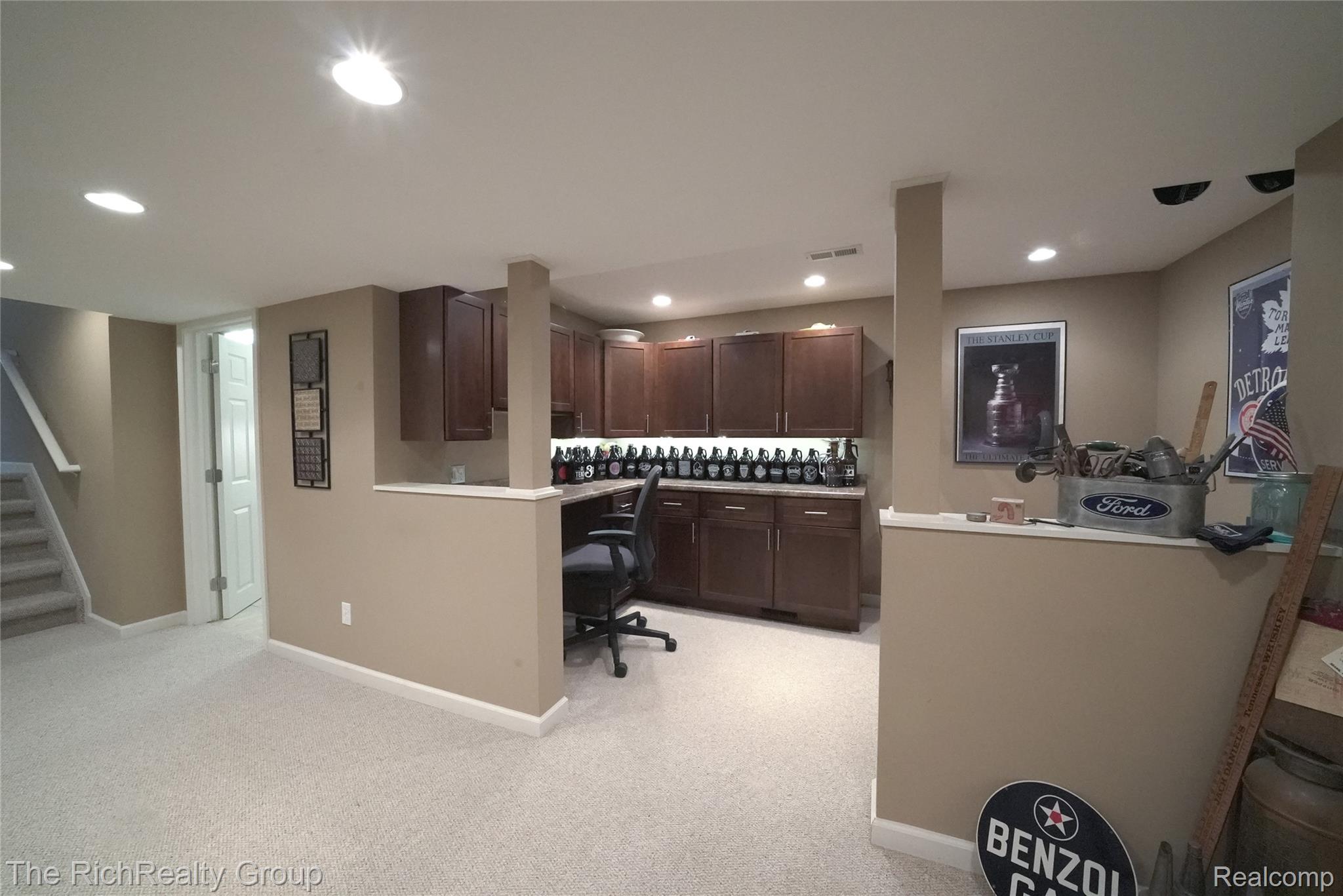 1619 Nowland ct