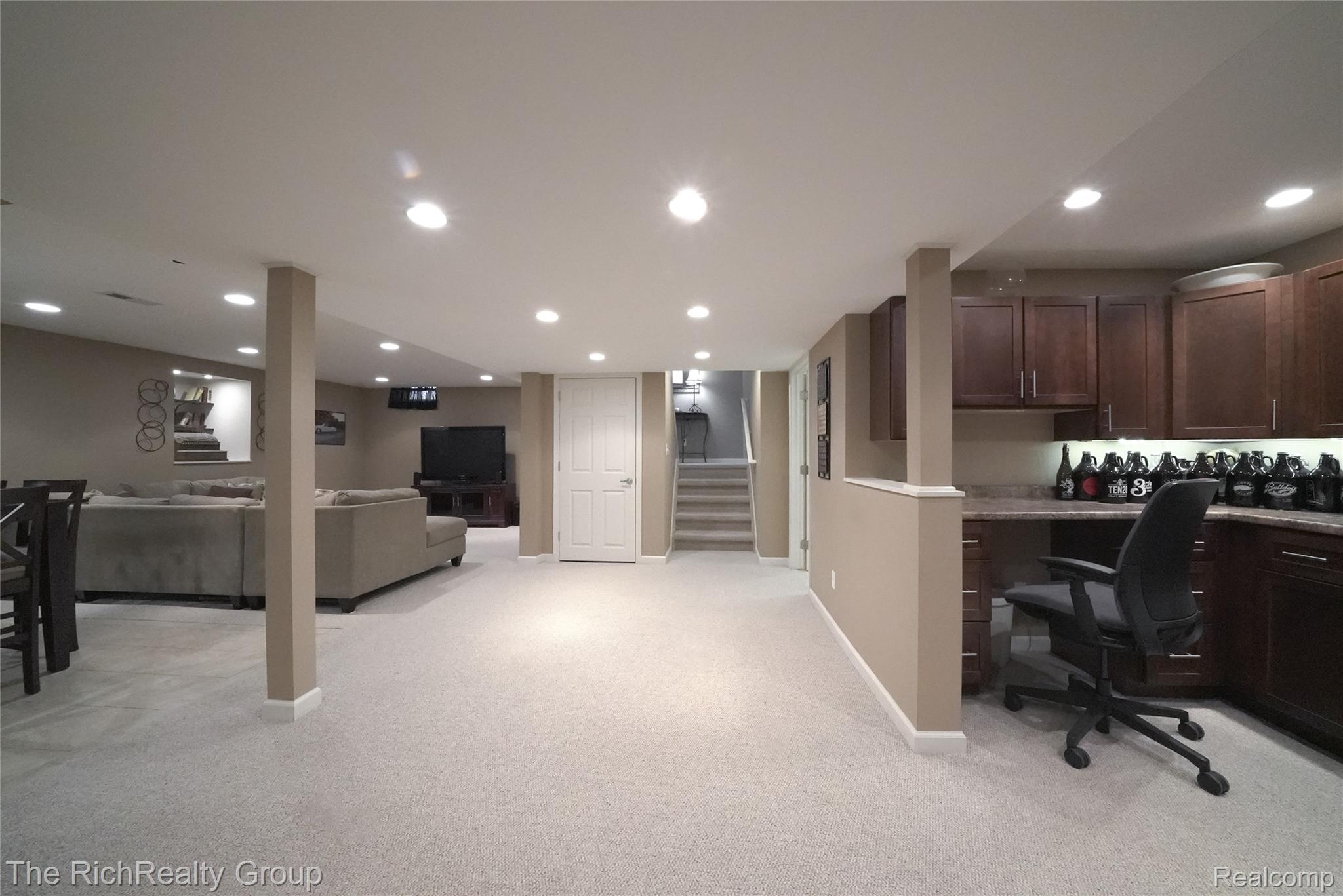 1619 Nowland ct