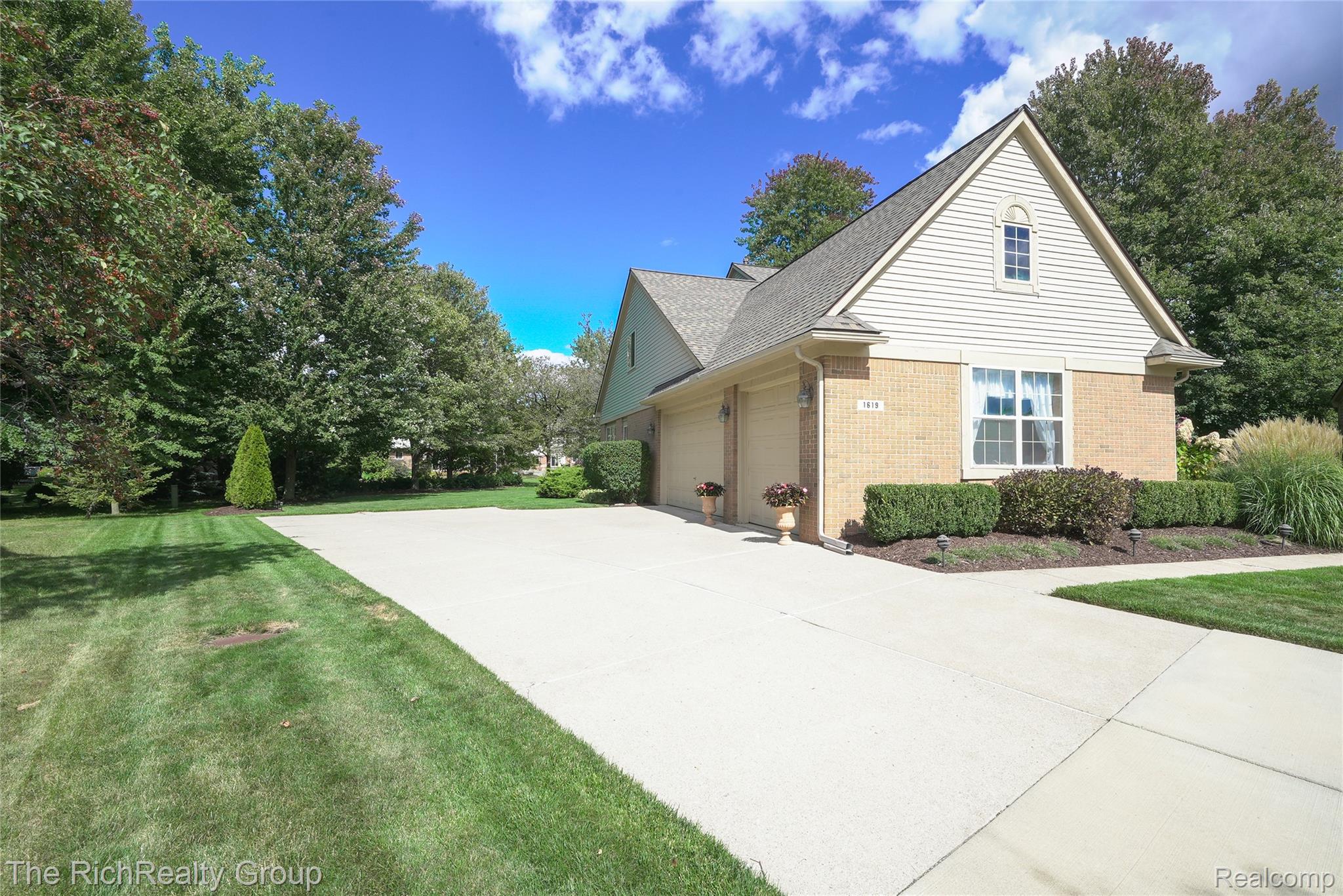 1619 Nowland ct