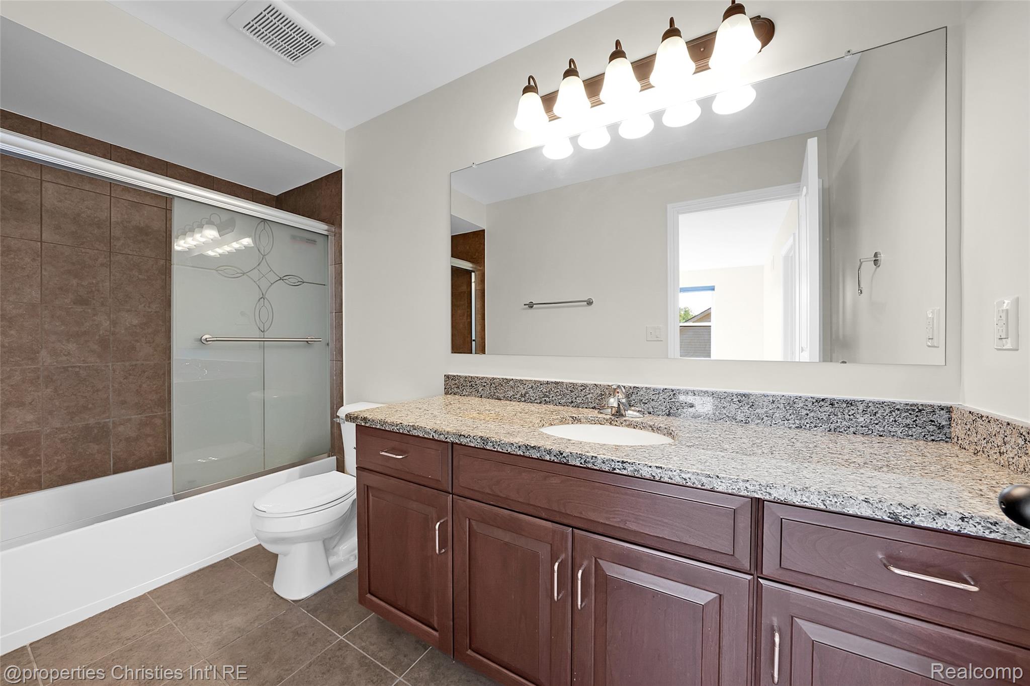 3938 Somerset Circle