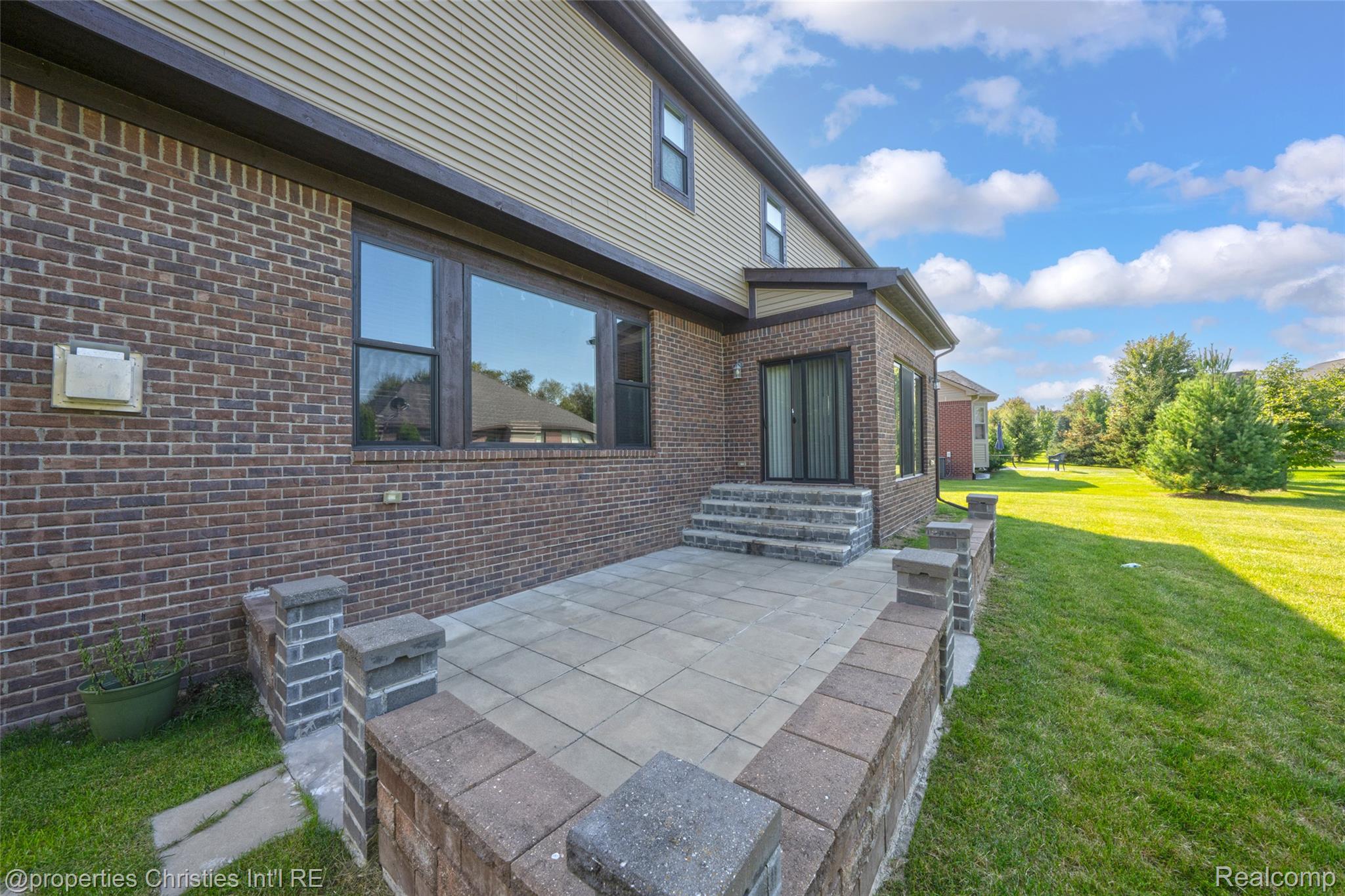3938 Somerset Circle