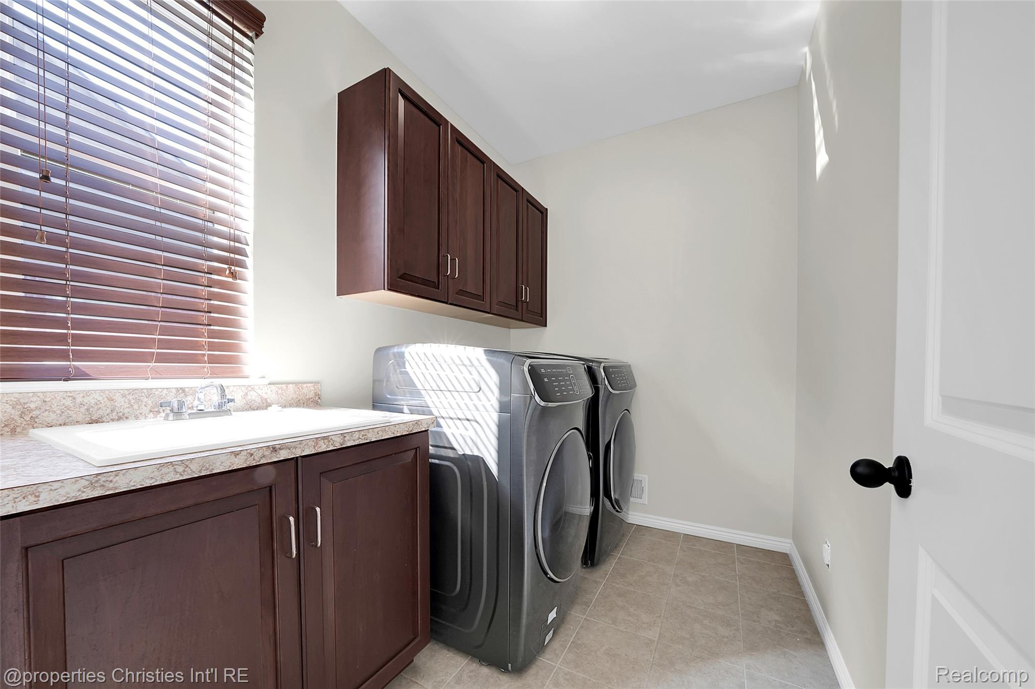 3938 Somerset Circle