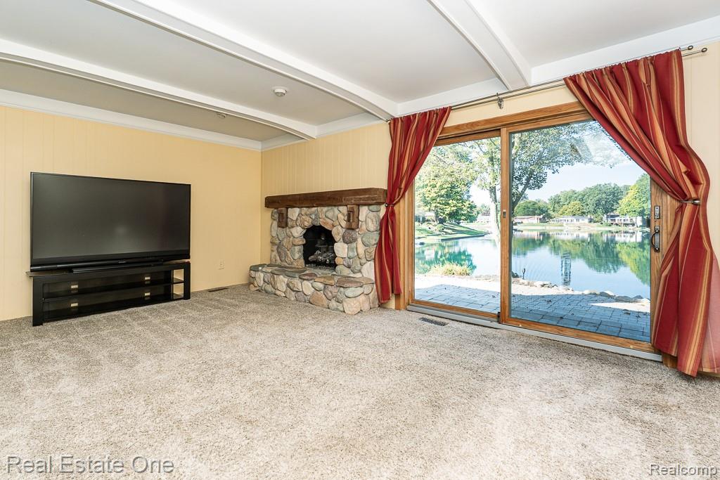6621 Northpoint Drive