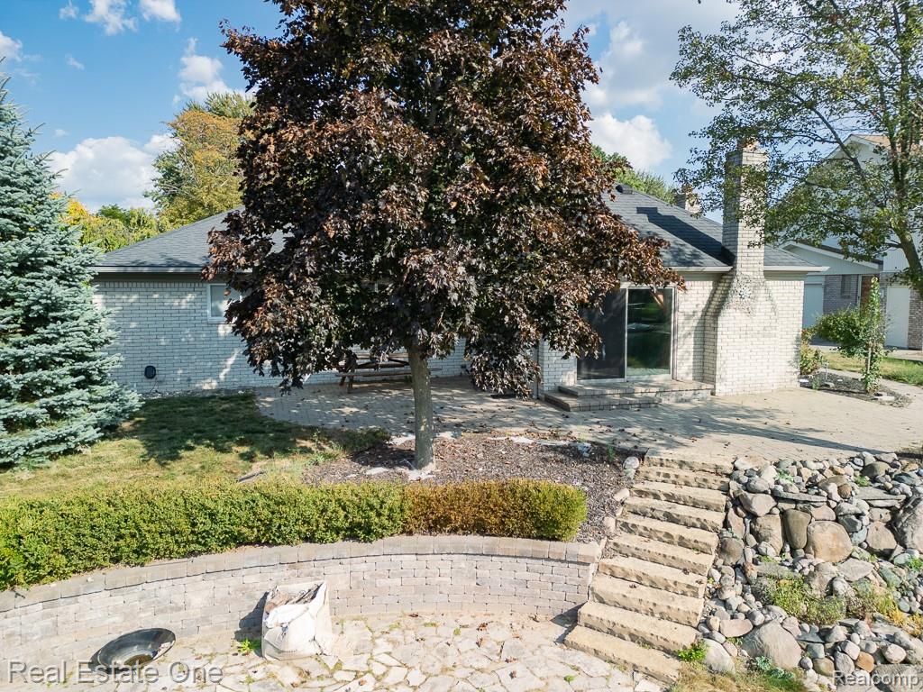 6621 Northpoint Drive
