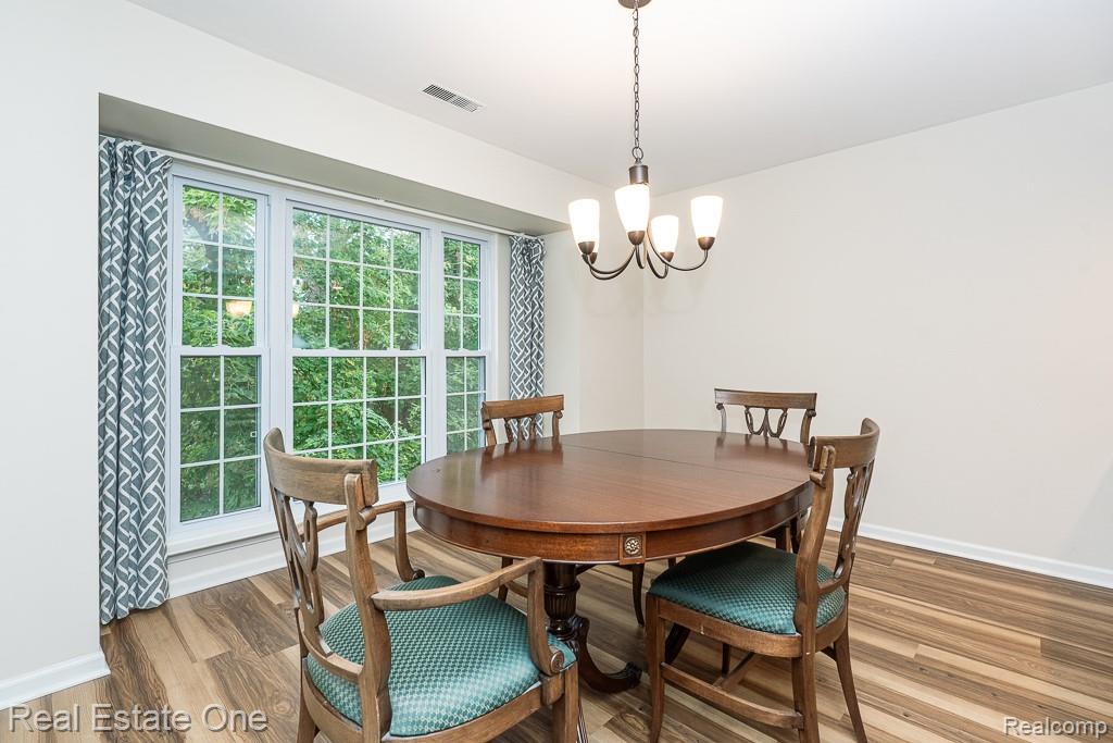 1665 Huntington Park Unit: E