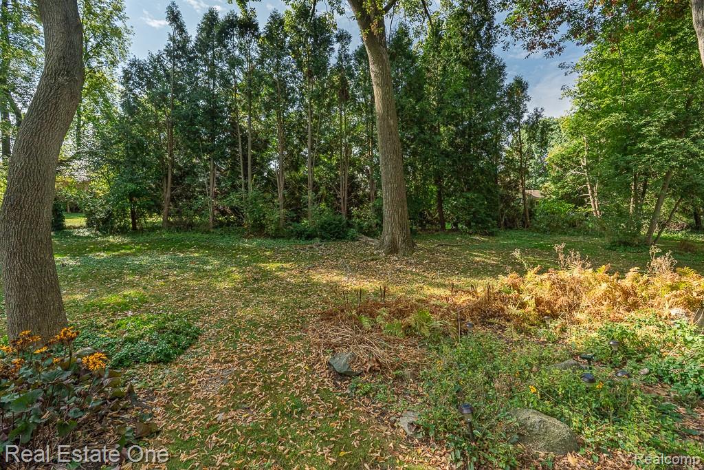 1665 Huntington Park Unit: E