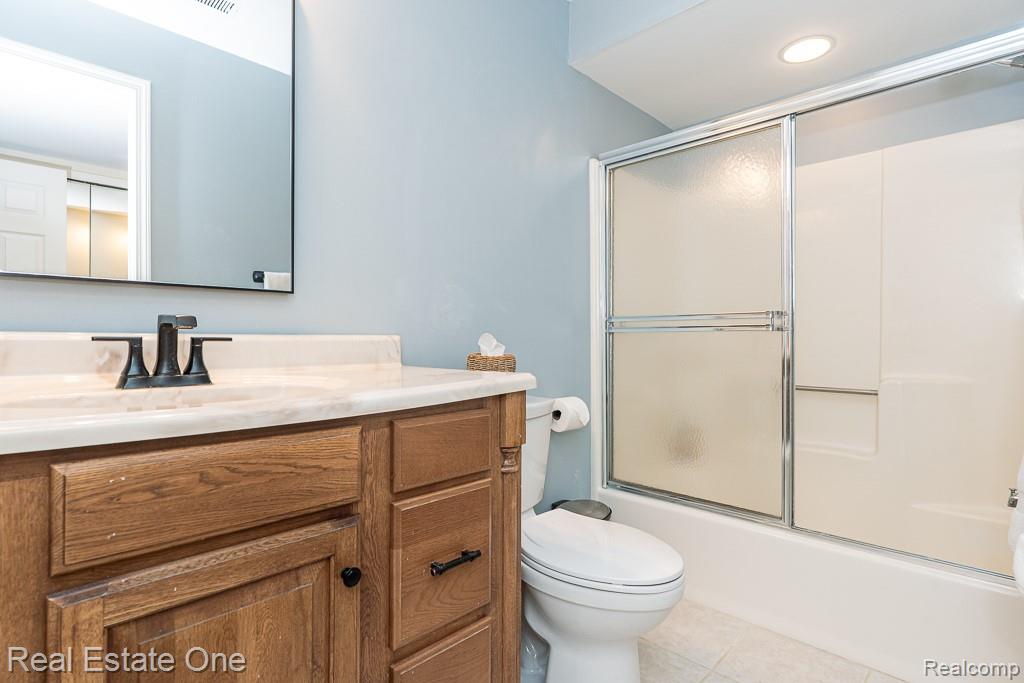 1665 Huntington Park Unit: E