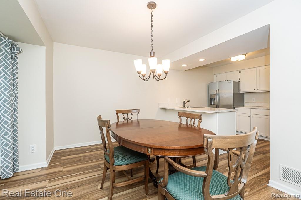 1665 Huntington Park Unit: E