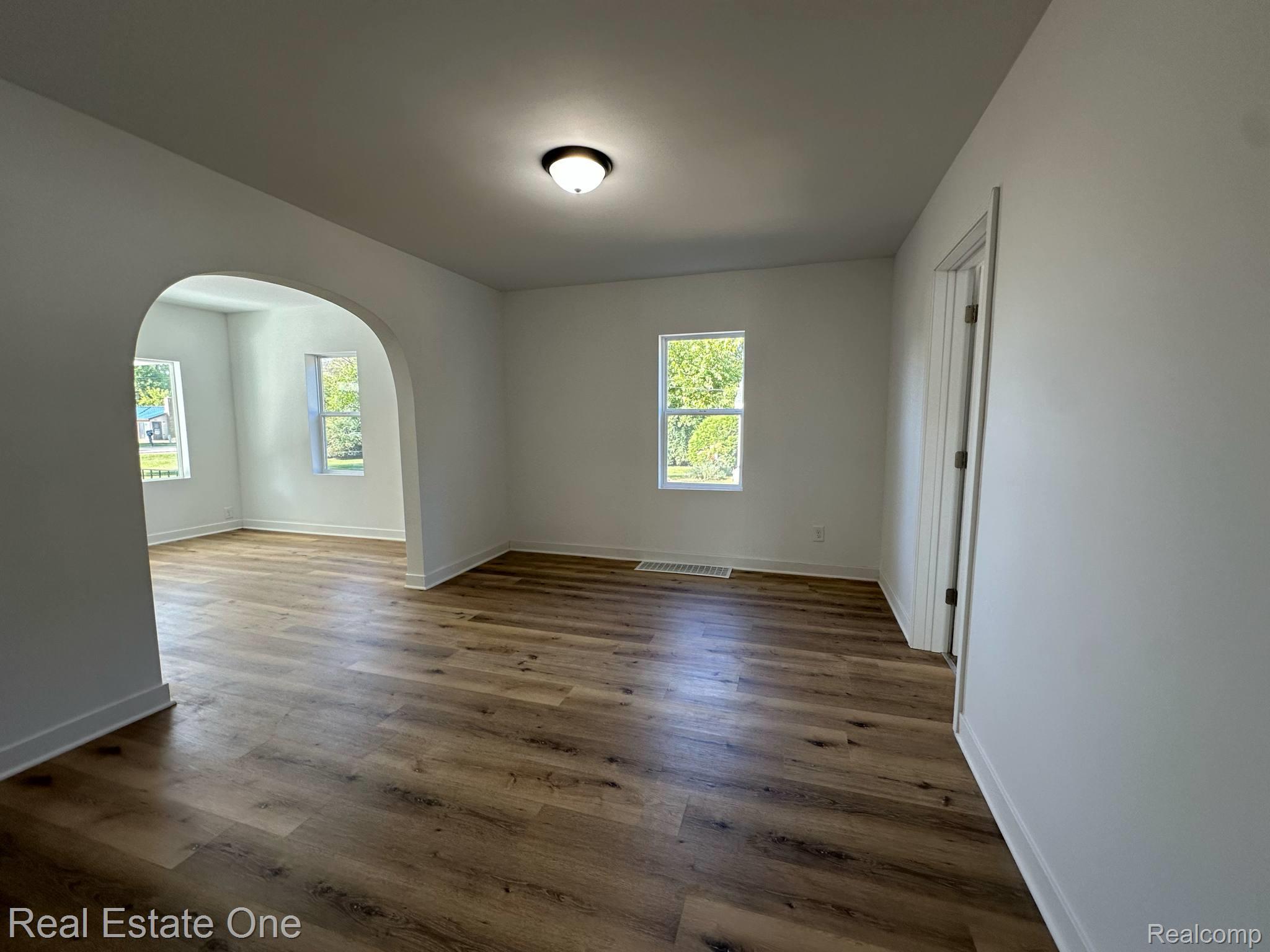 6089 Lapeer Road