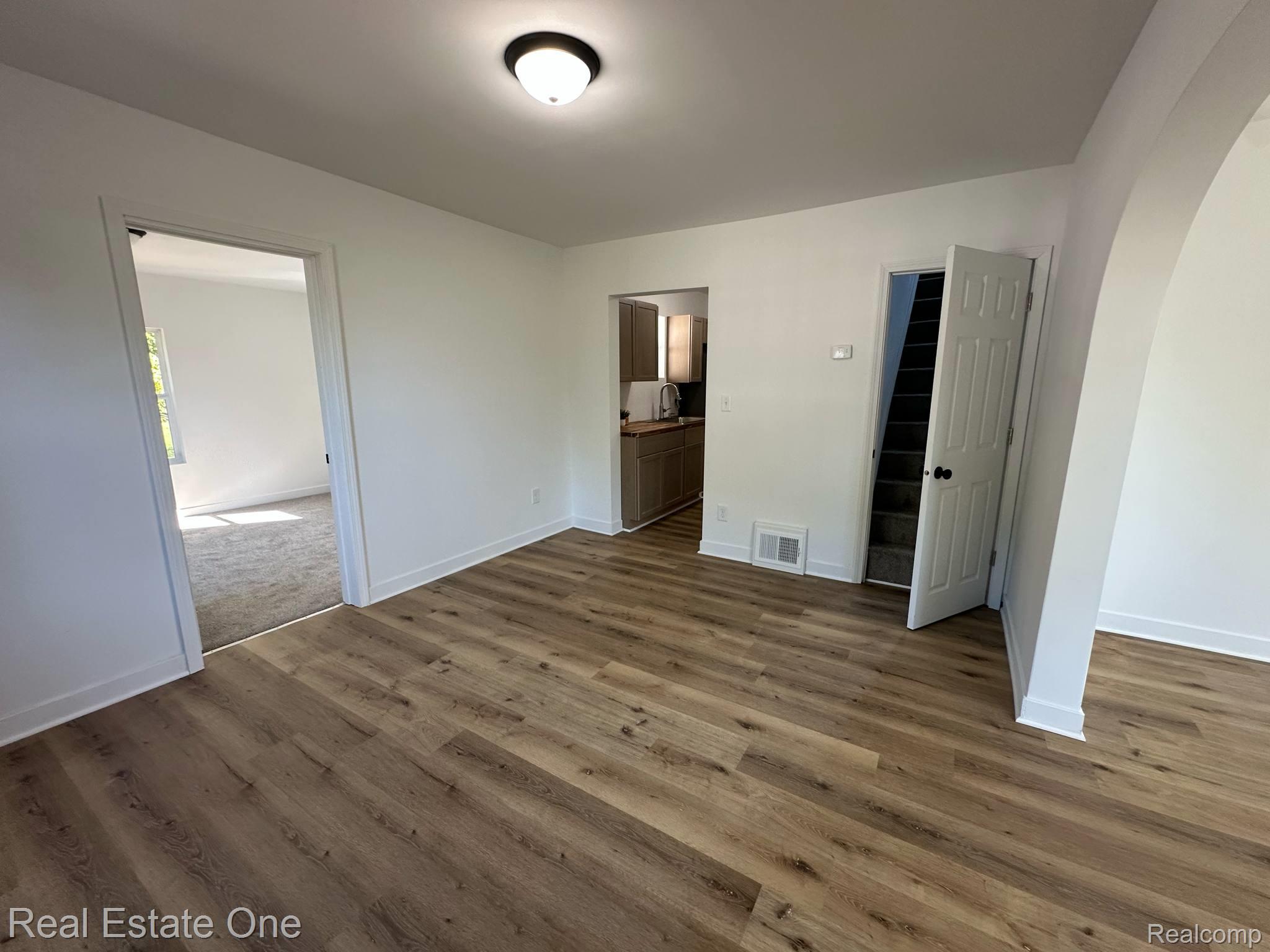 6089 Lapeer Road