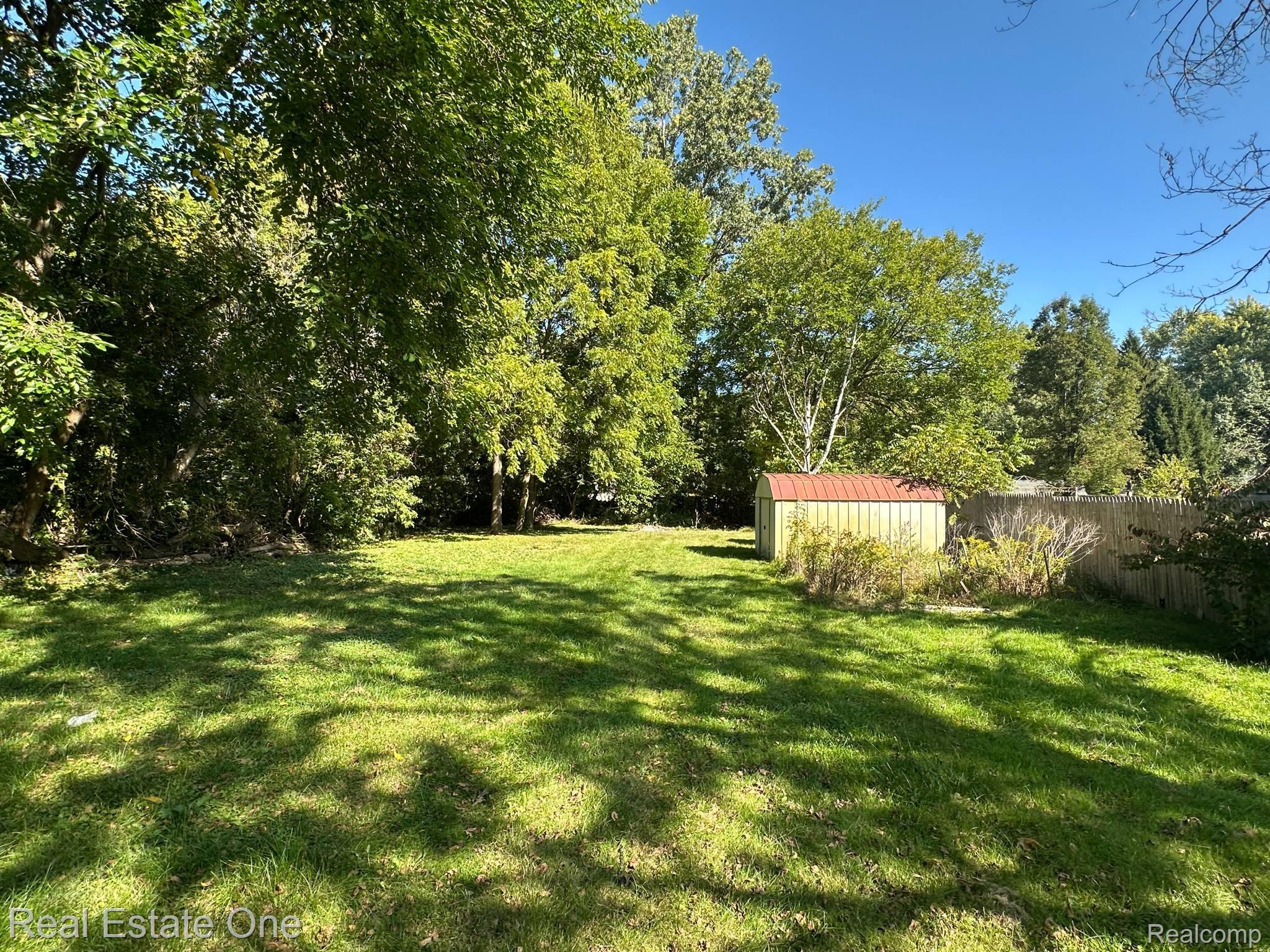 6089 Lapeer Road