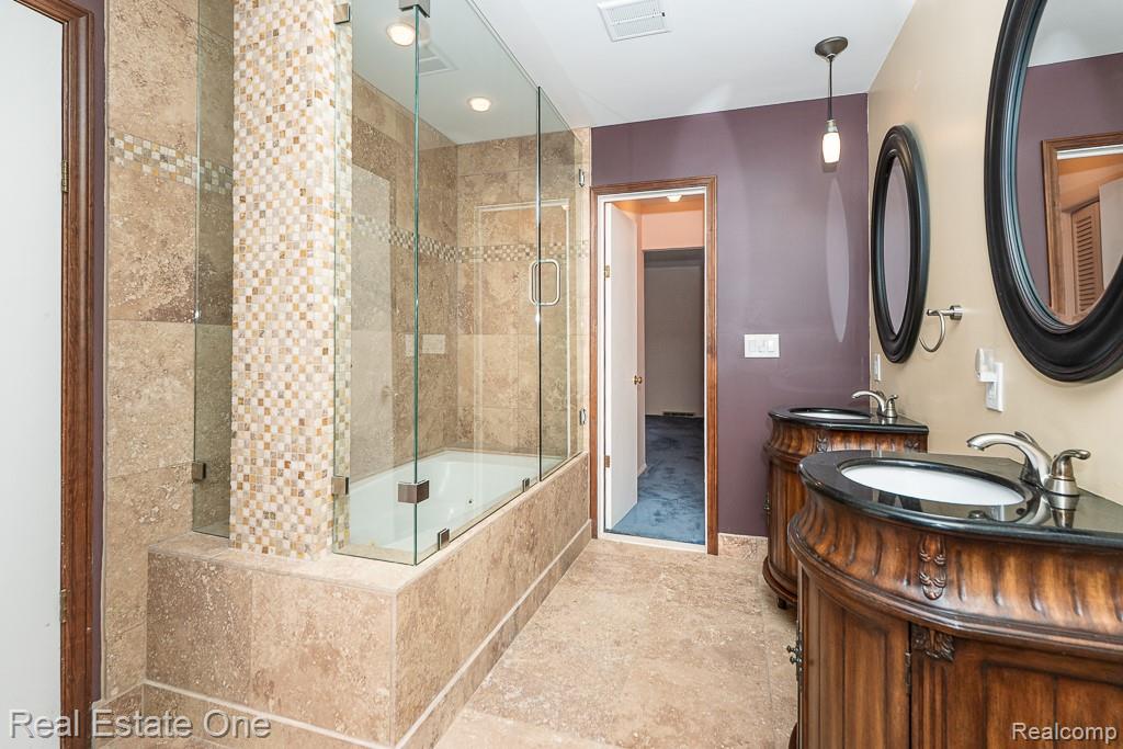 2995 Hadden Road
