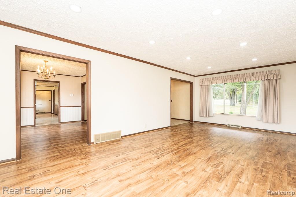 2995 Hadden Road