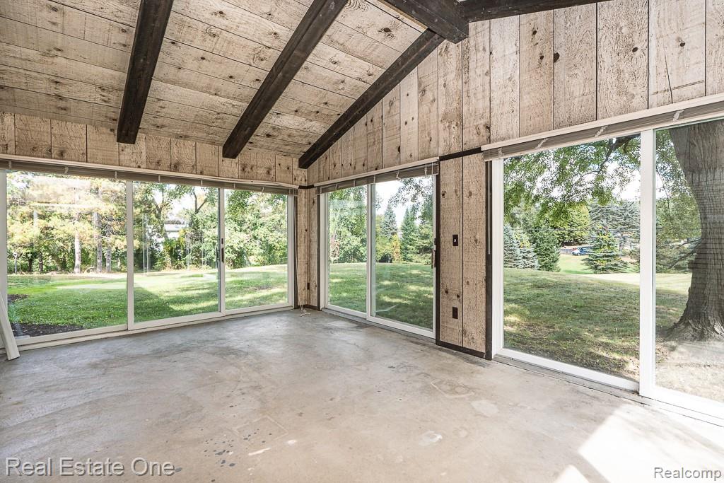 2995 Hadden Road